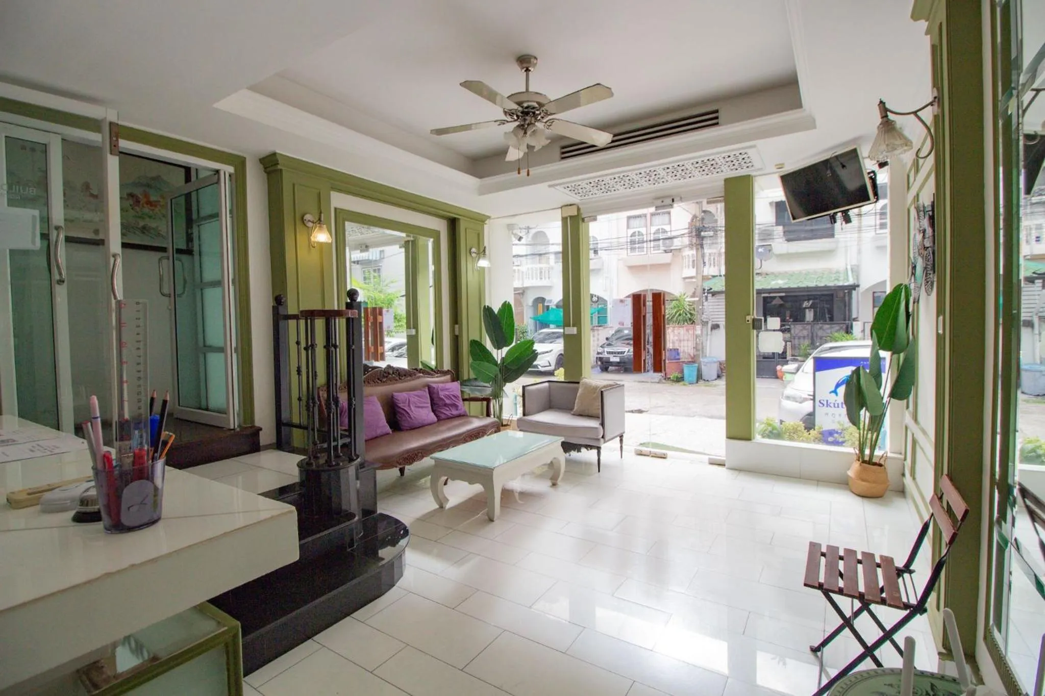 Skutan Inn Sutthisan Nexus Opal