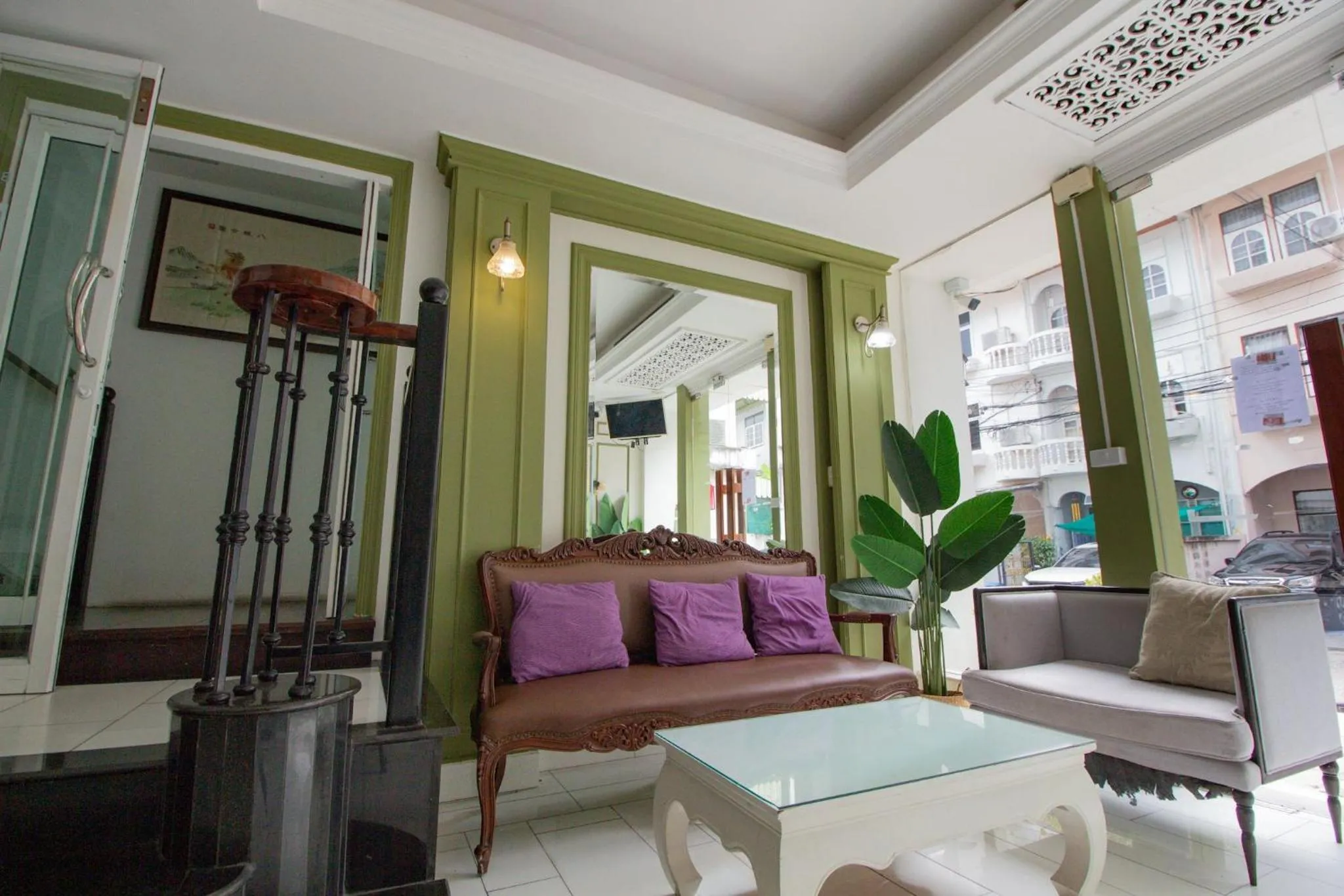 Skutan Inn Sutthisan Nexus Opal