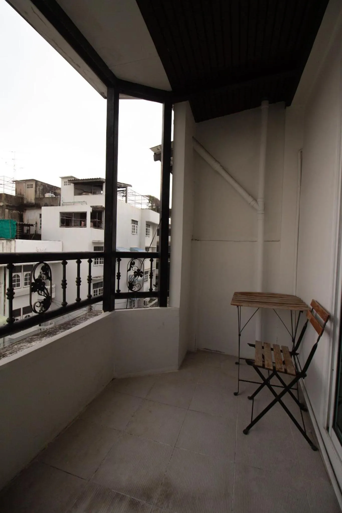 Skutan Inn Sutthisan Nexus Opal