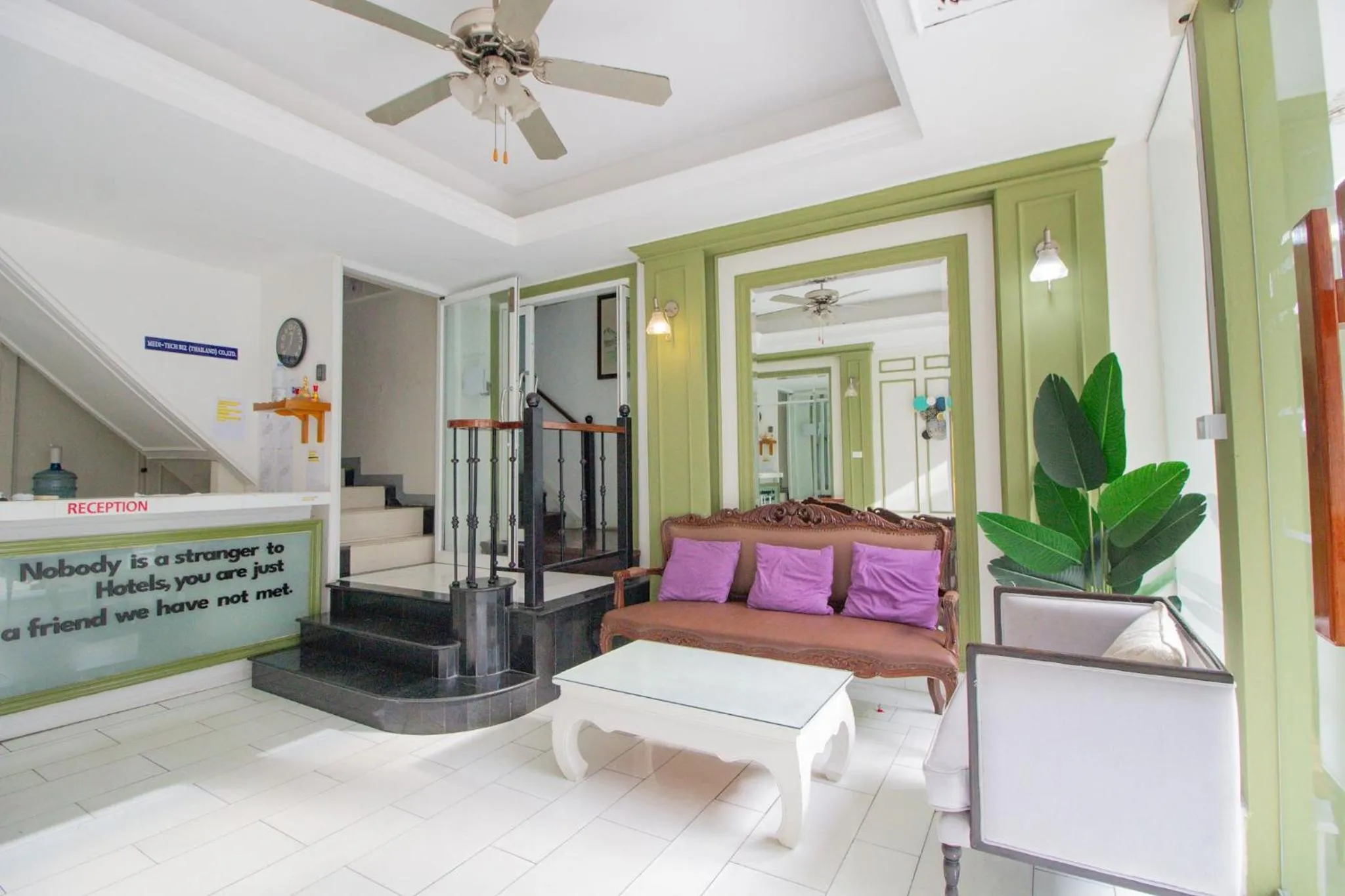 Skutan Inn Sutthisan Nexus Opal