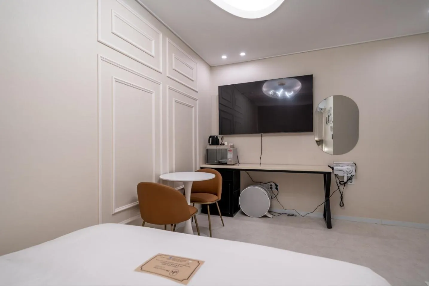 Bed in DK Airport Hotel