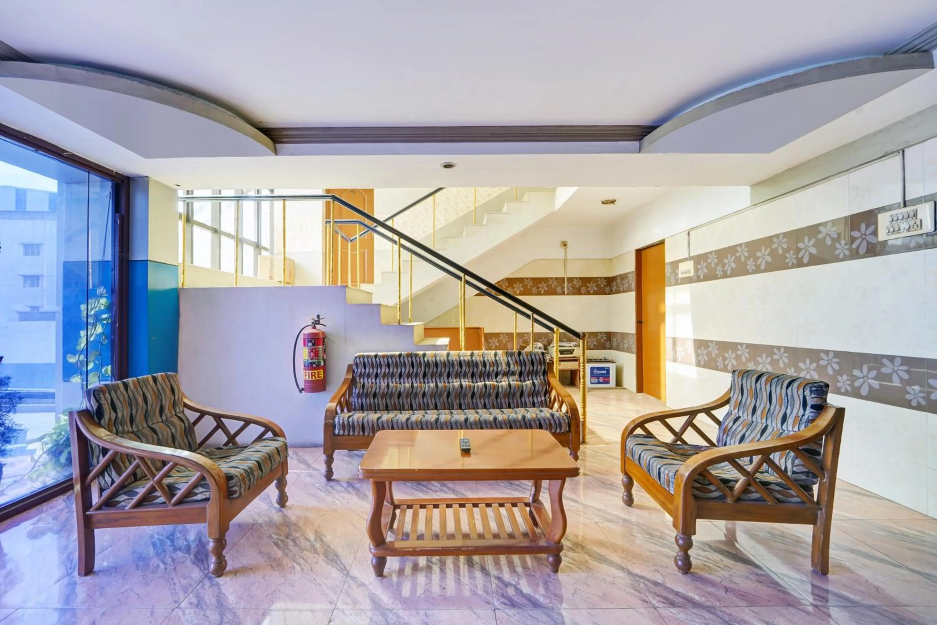 Lobby or reception in Super Hotel O Tiruppur Near Railway station