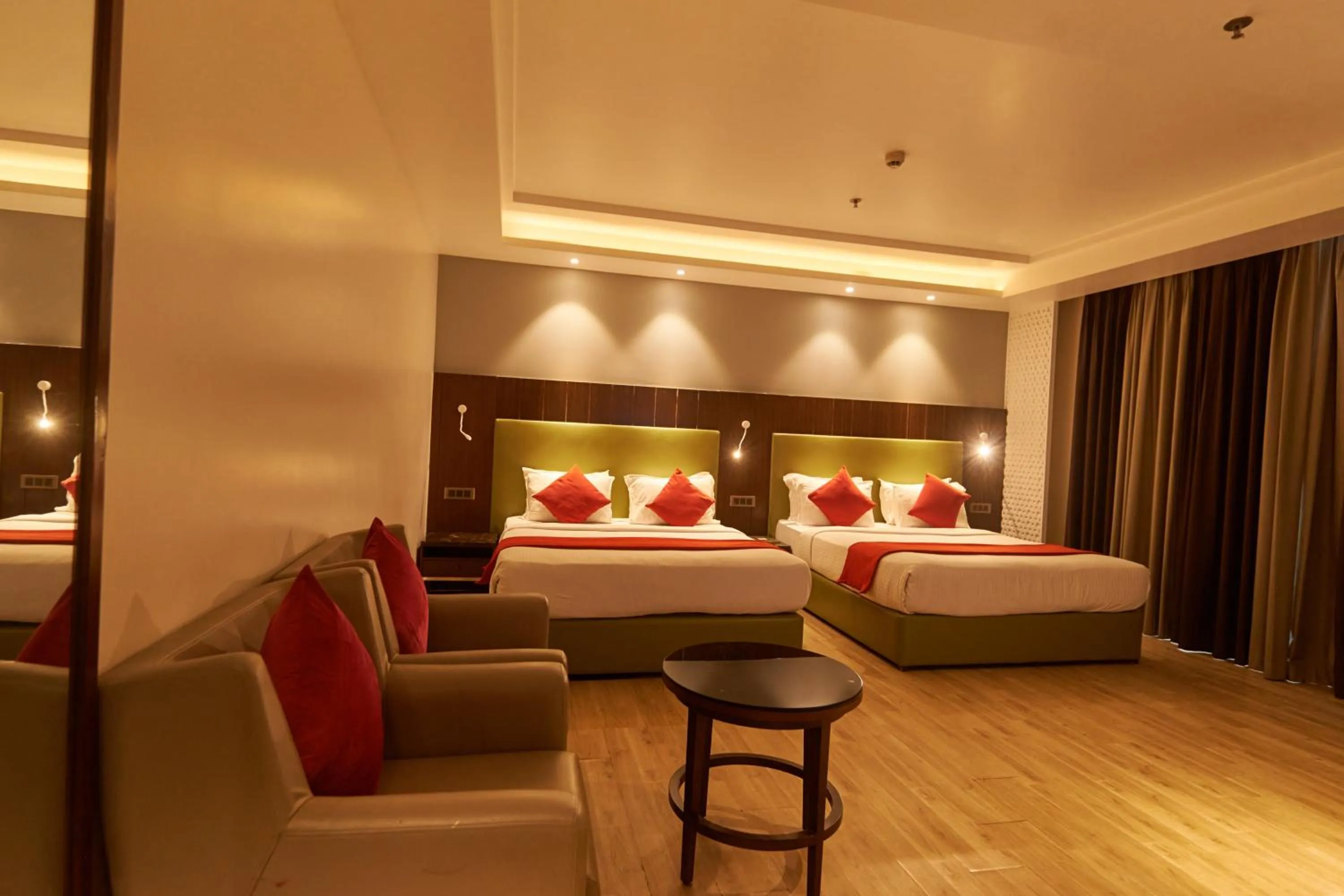 Bedroom, Bed in Tania President Inn