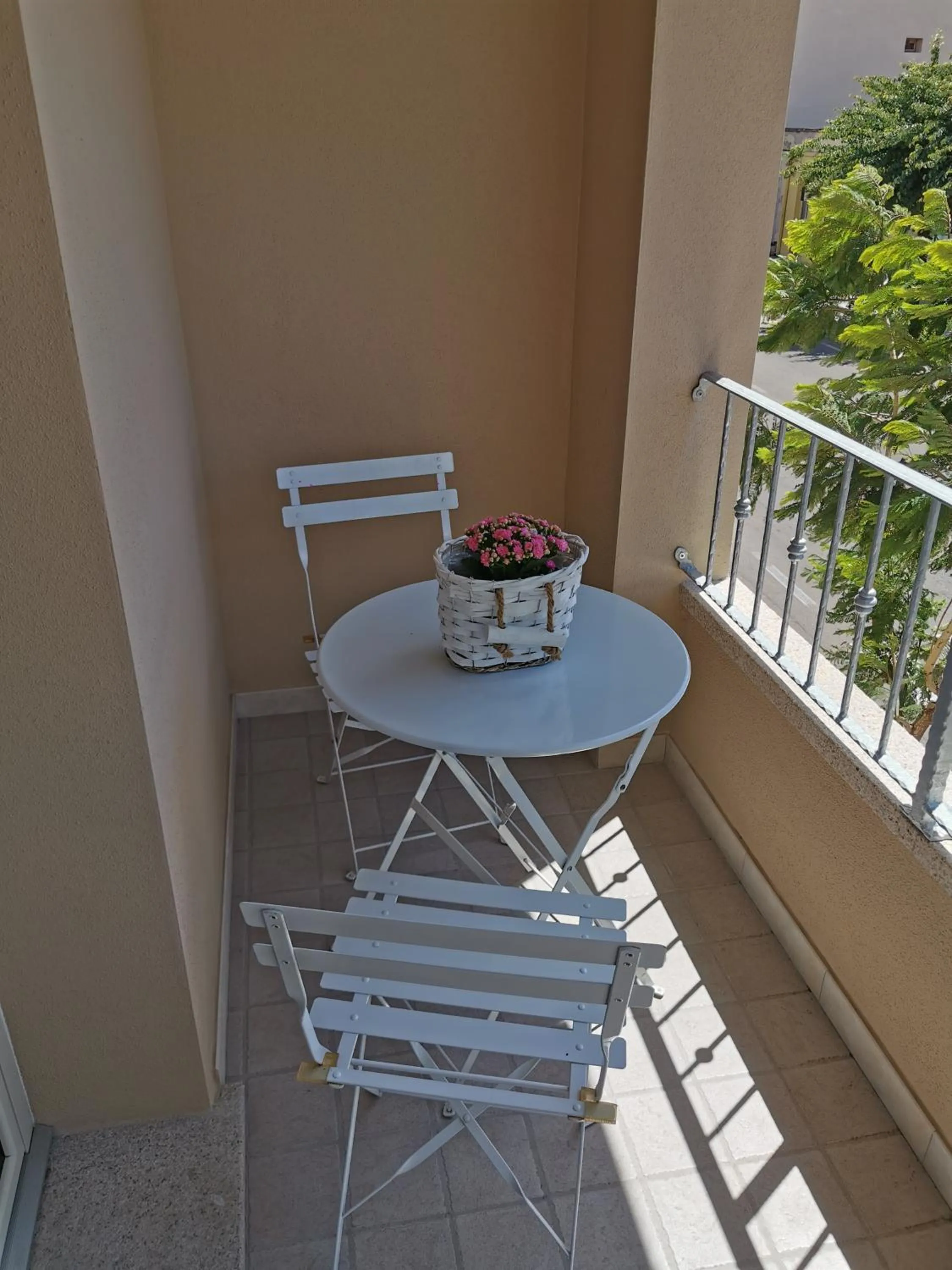 Balcony/Terrace in Affittacamere Alisso