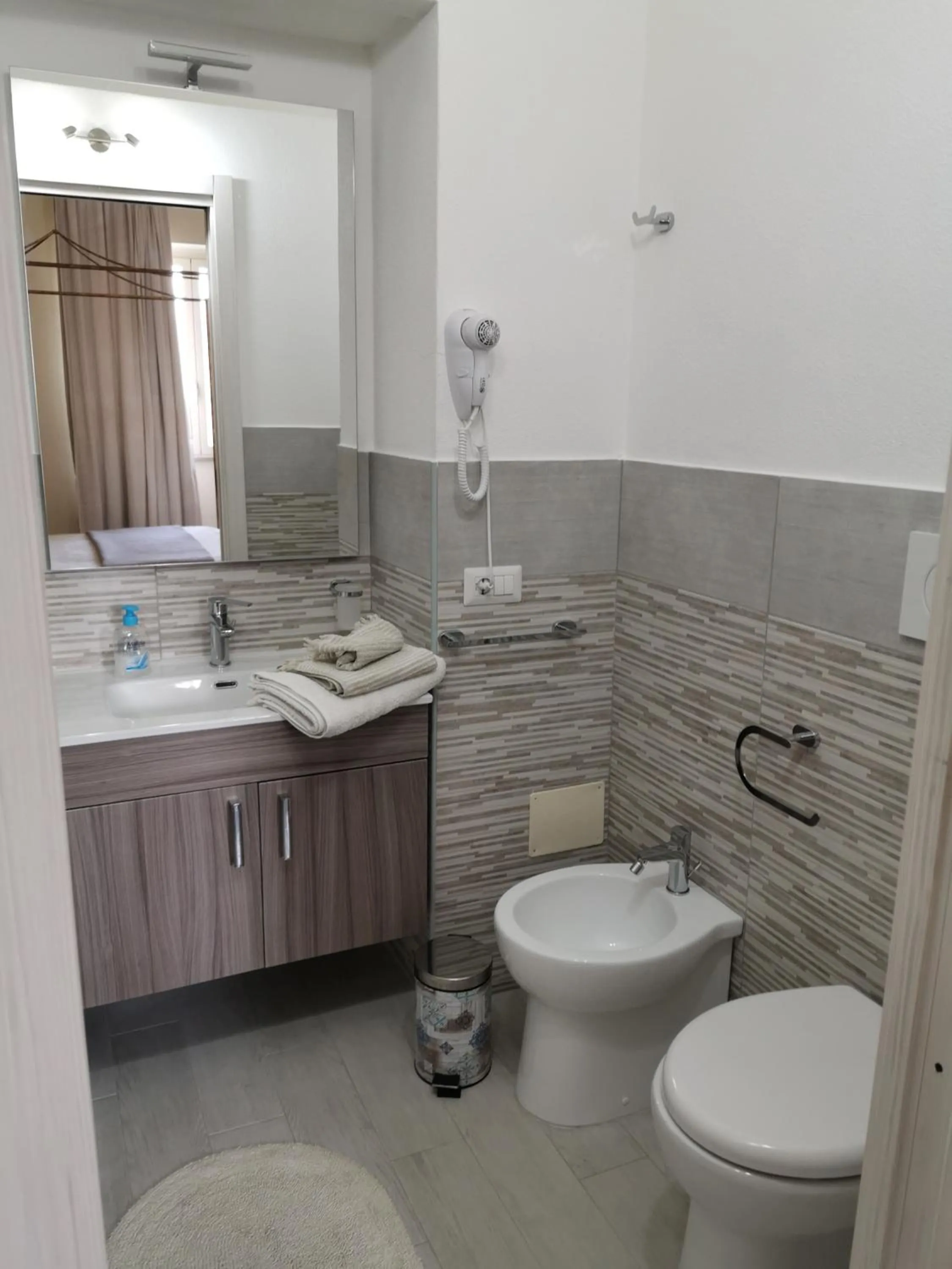 Bathroom in Affittacamere Alisso