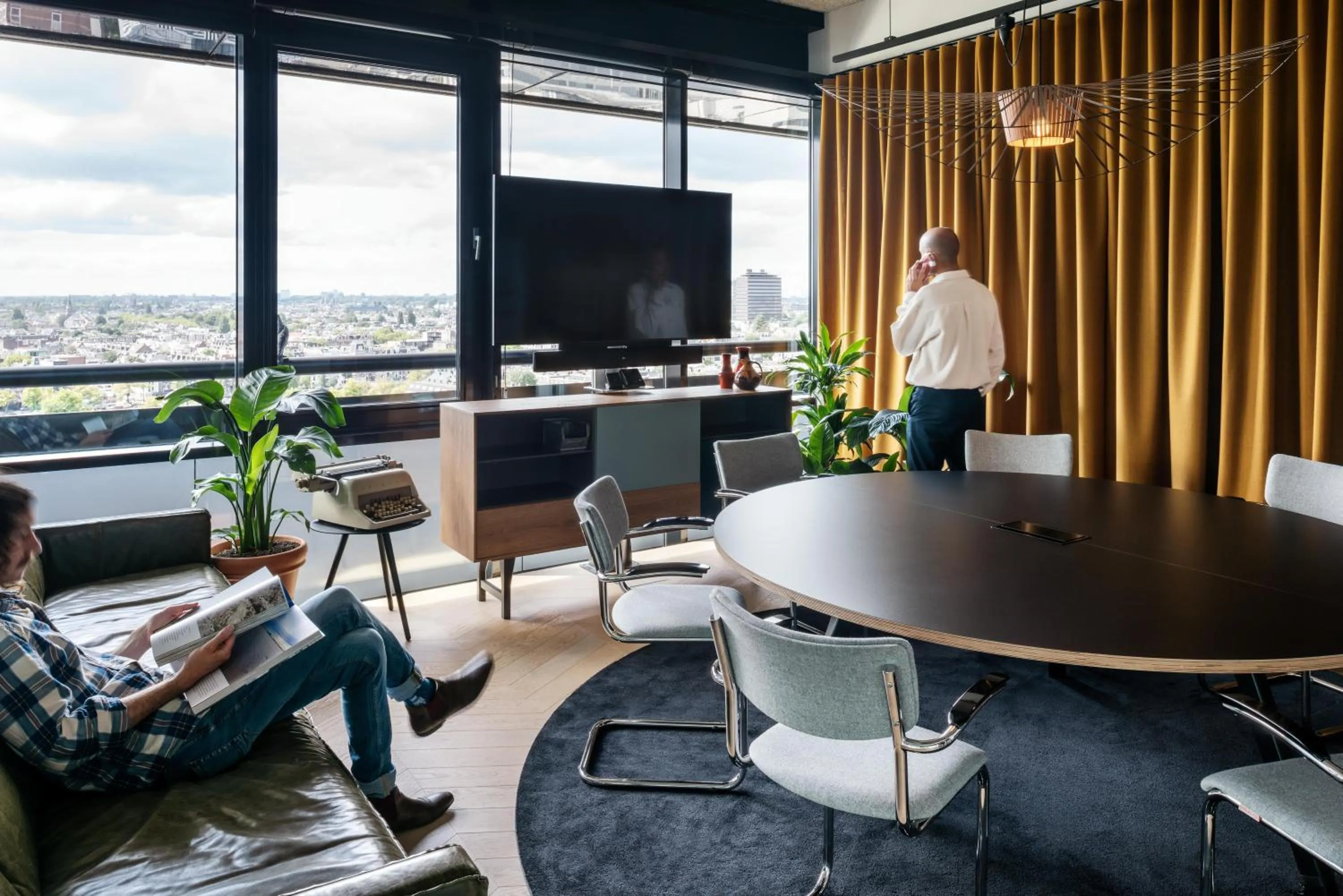 Meeting/conference room in The Social Hub Amsterdam City