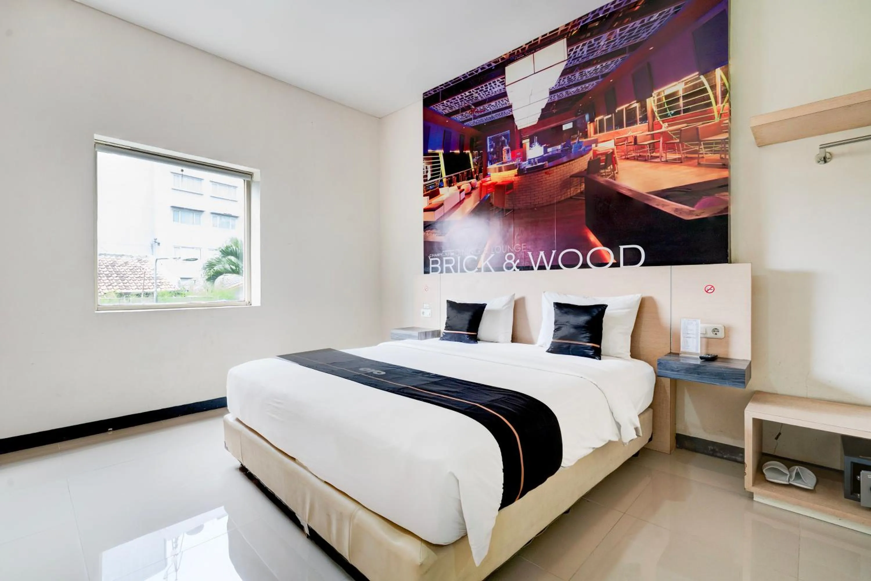 Bed in Dancenter Promenade Near Cihampelas Walk