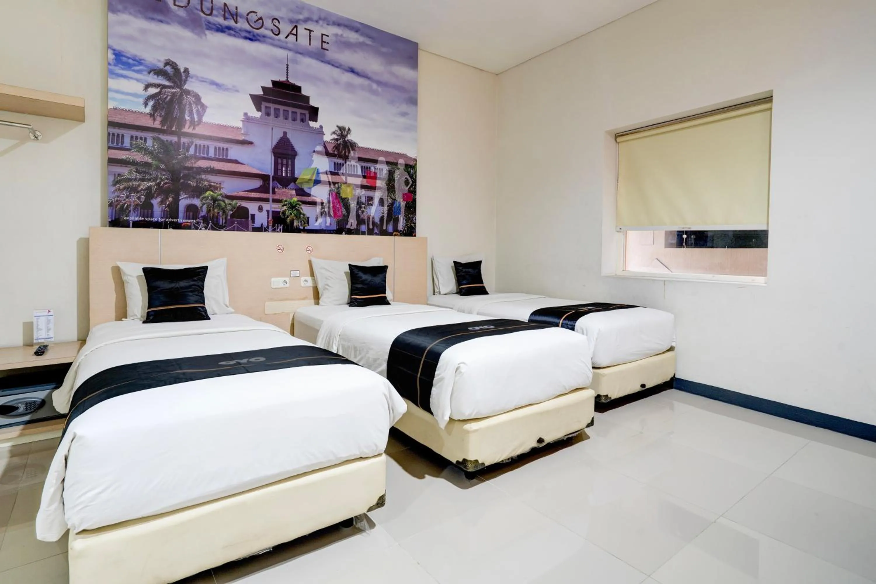 Bed in Dancenter Promenade Near Cihampelas Walk
