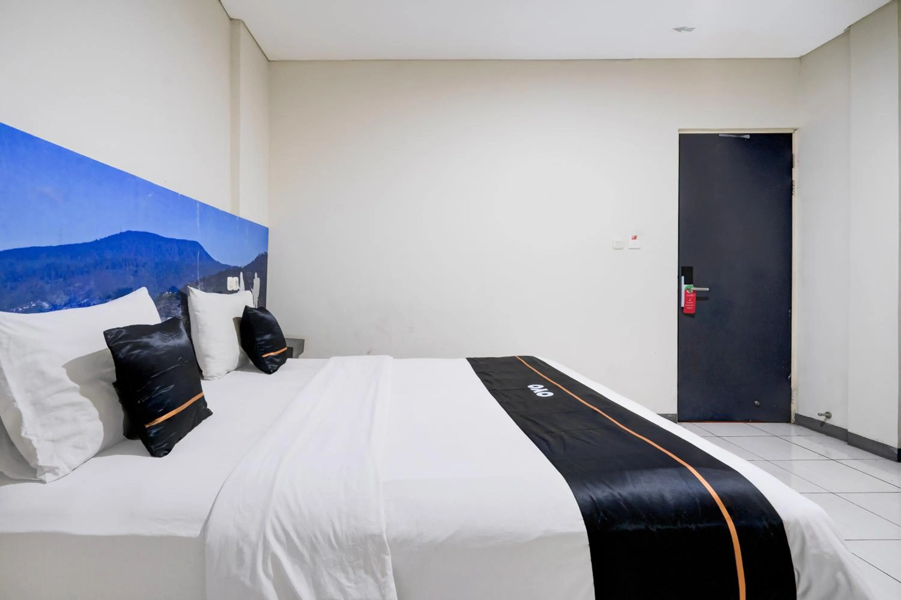Bed in Dancenter Promenade Near Cihampelas Walk