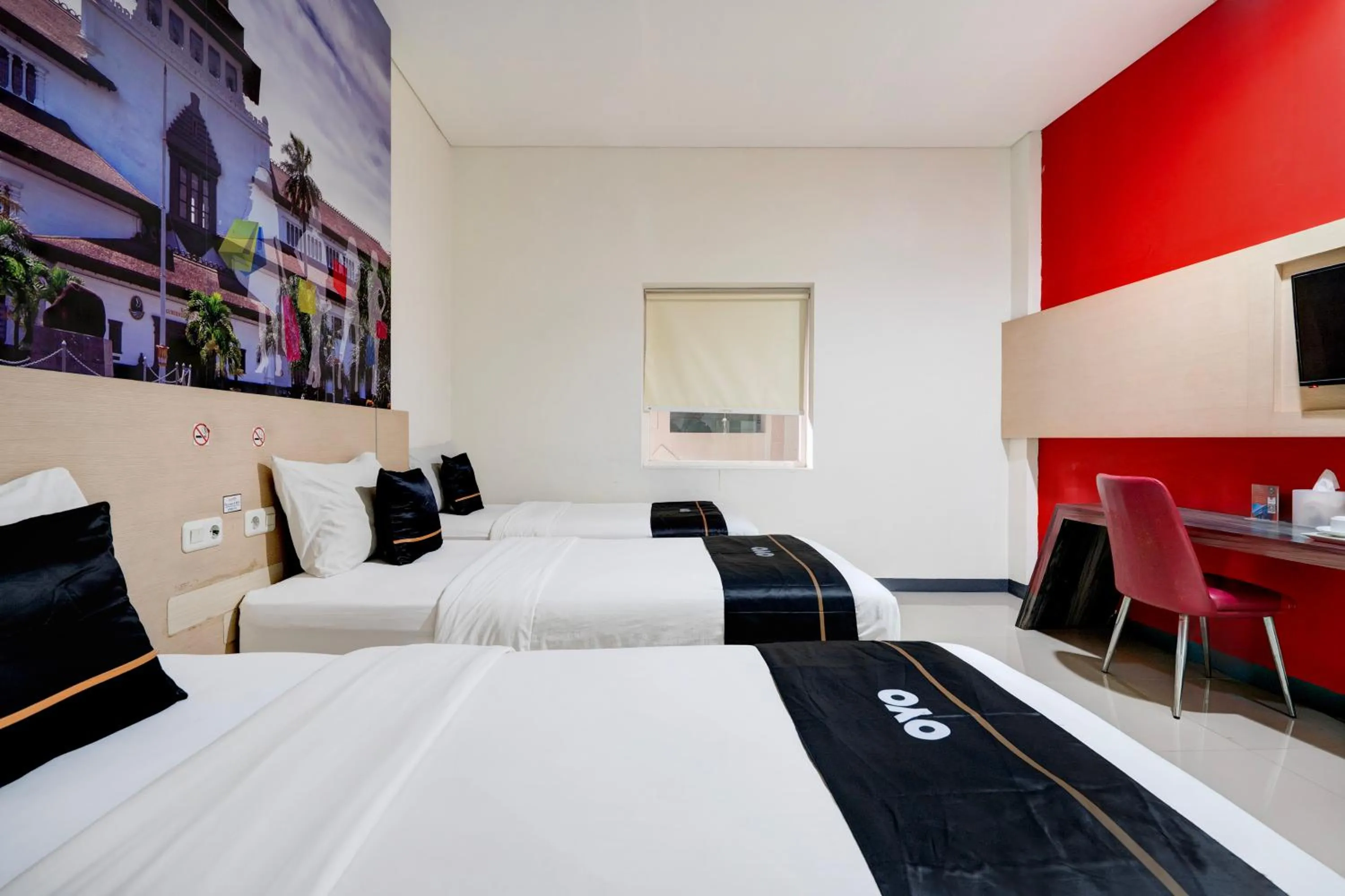 Bed in Dancenter Promenade Near Cihampelas Walk