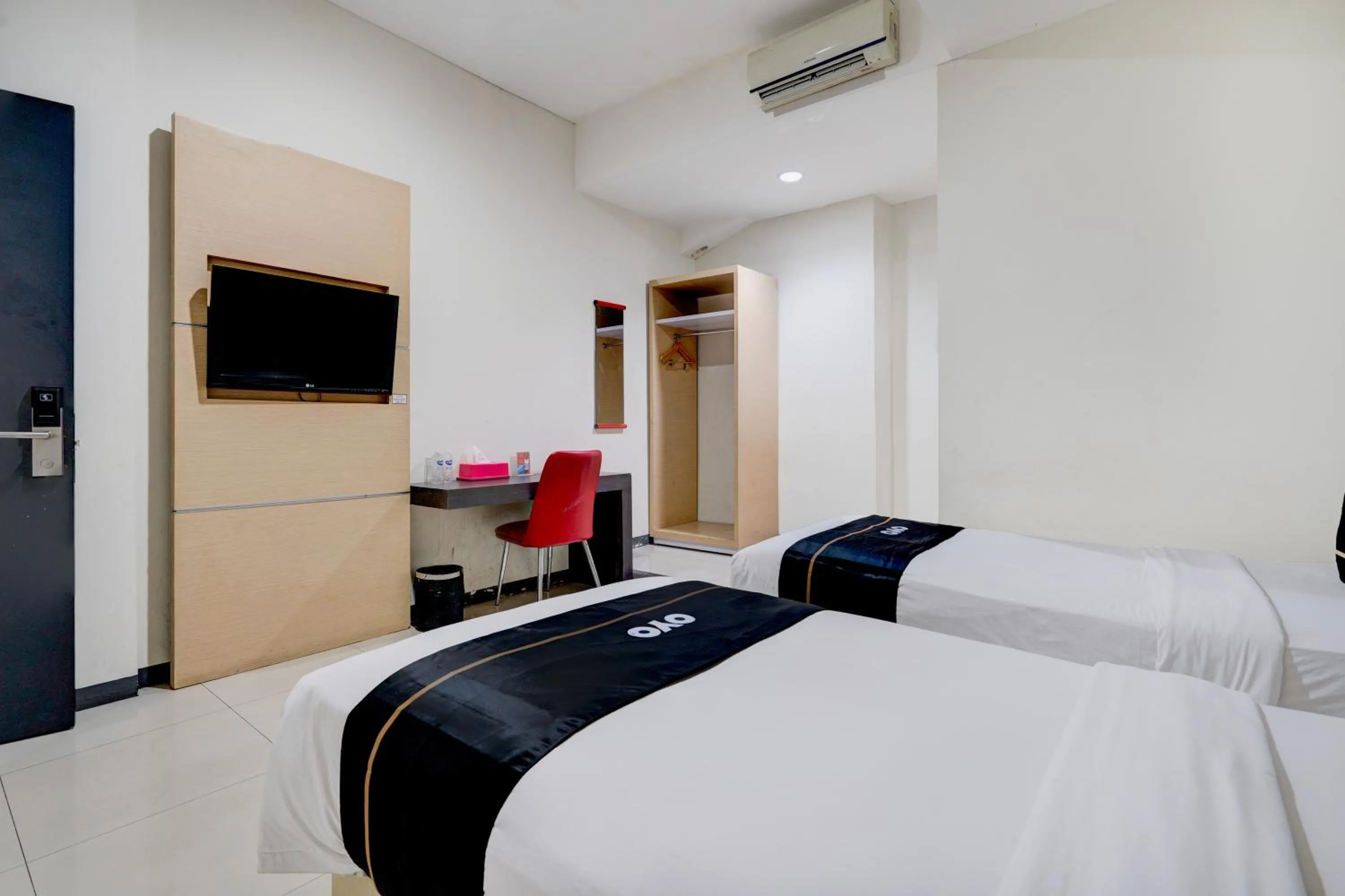 Bed in Dancenter Promenade Near Cihampelas Walk