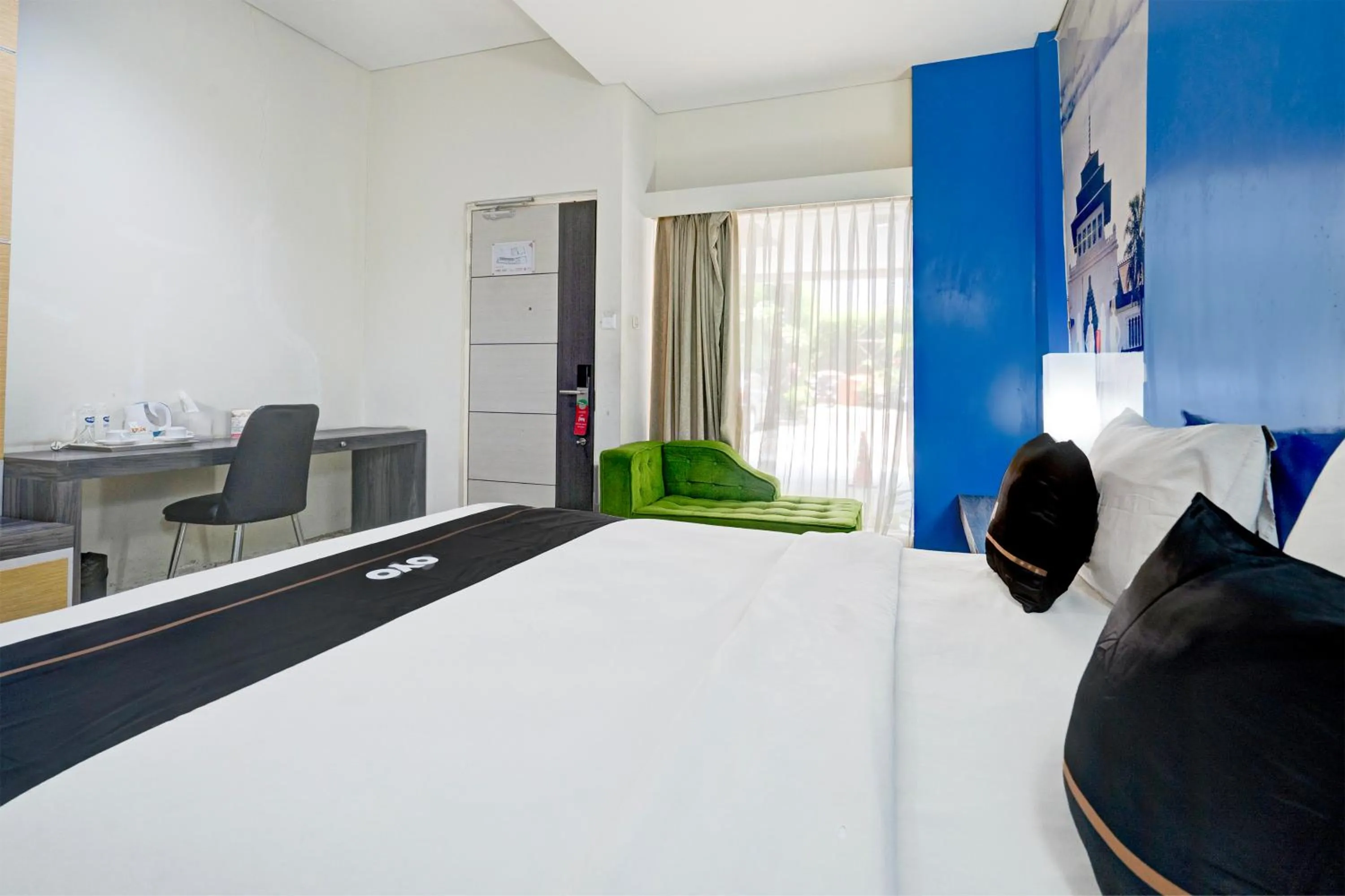 Bed in Dancenter Promenade Near Cihampelas Walk