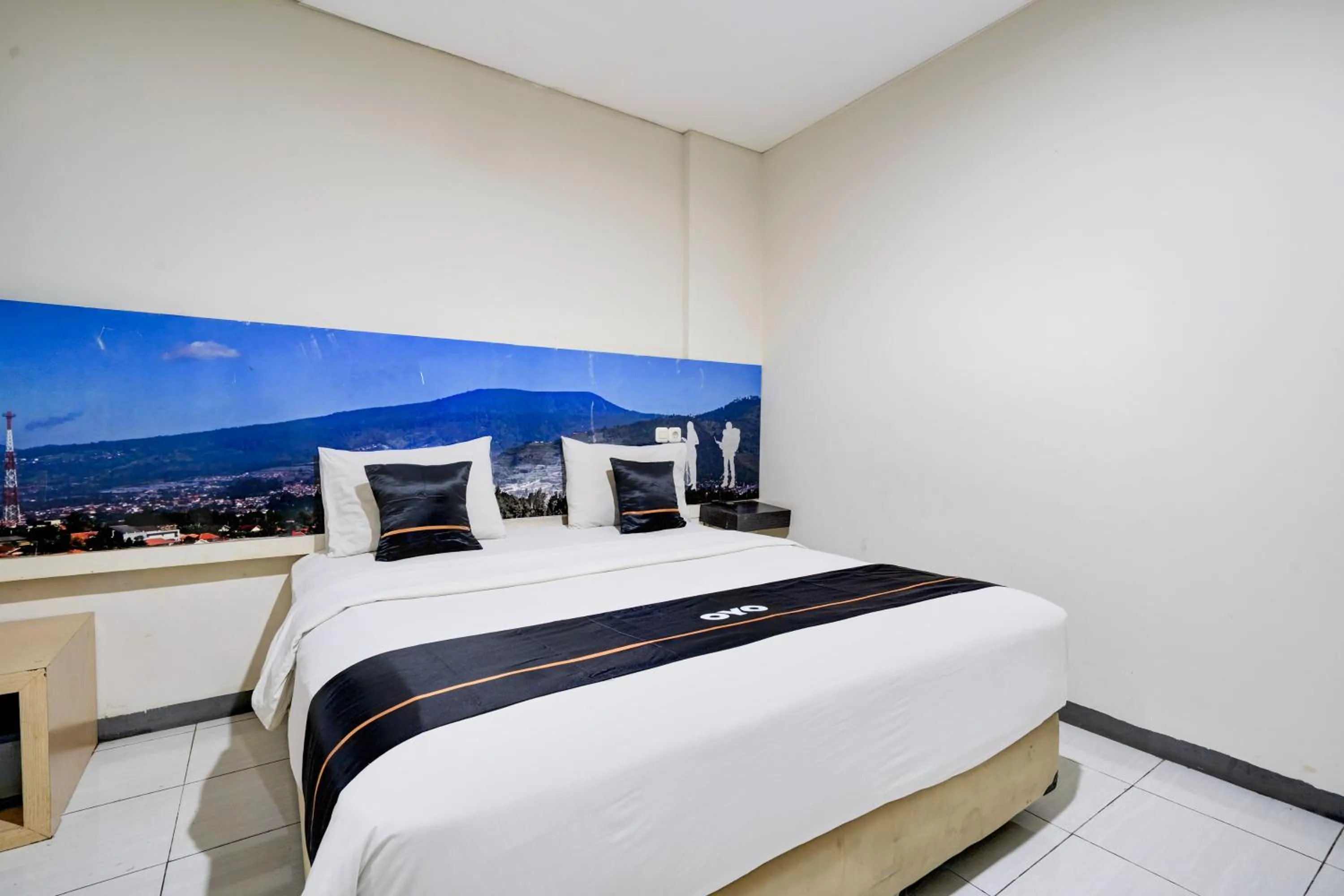 Bed in Dancenter Promenade Near Cihampelas Walk