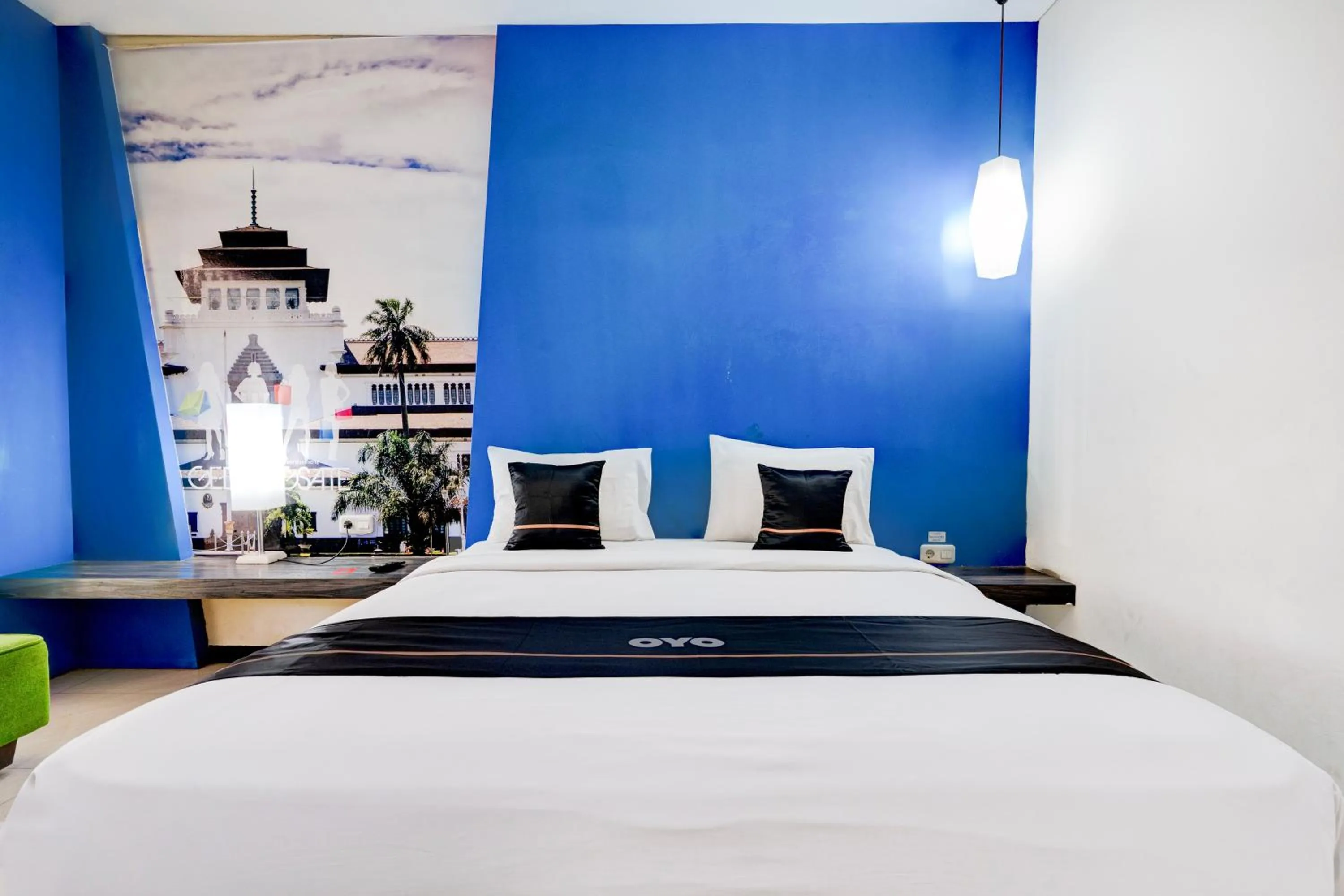 Bed in Dancenter Promenade Near Cihampelas Walk