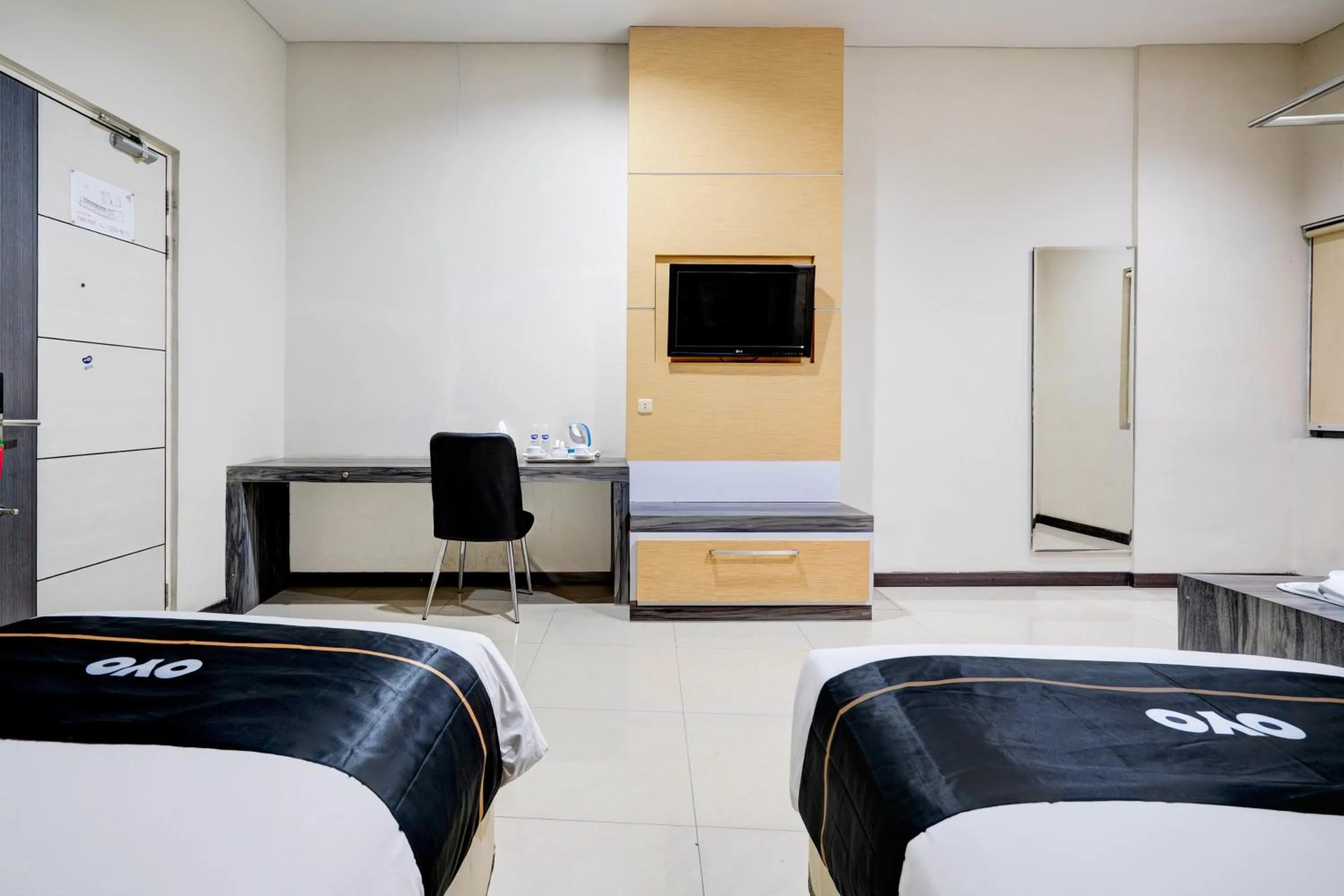 Bed in Dancenter Promenade Near Cihampelas Walk