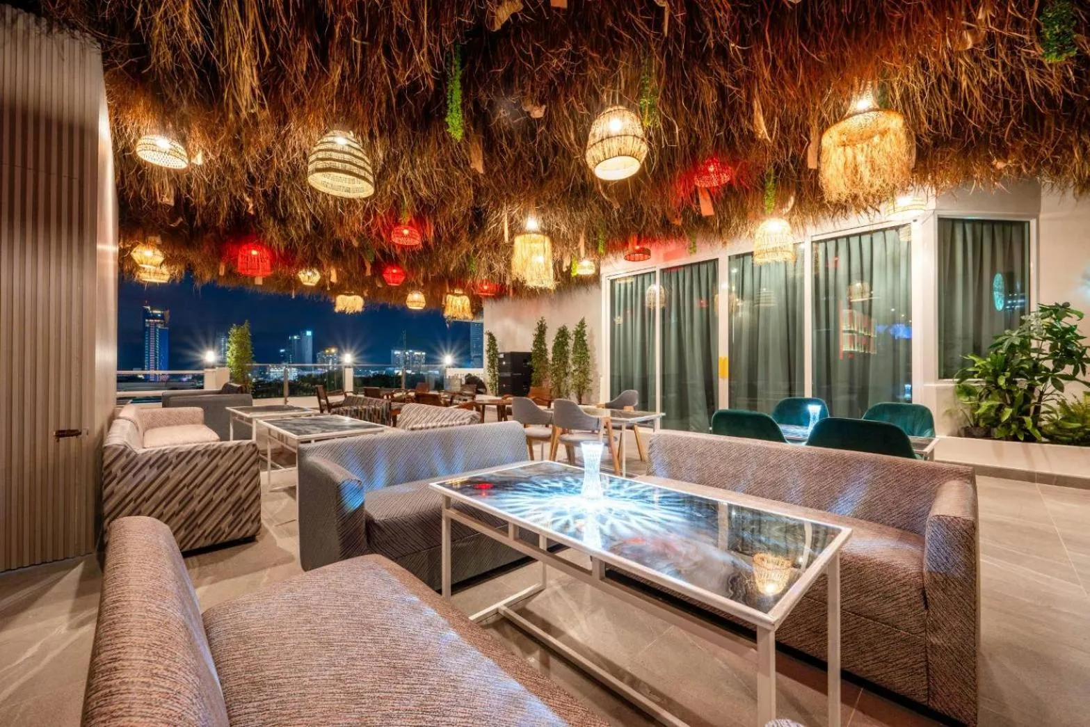 Balcony/Terrace in Dancenter Luxury Underwater World Pattaya