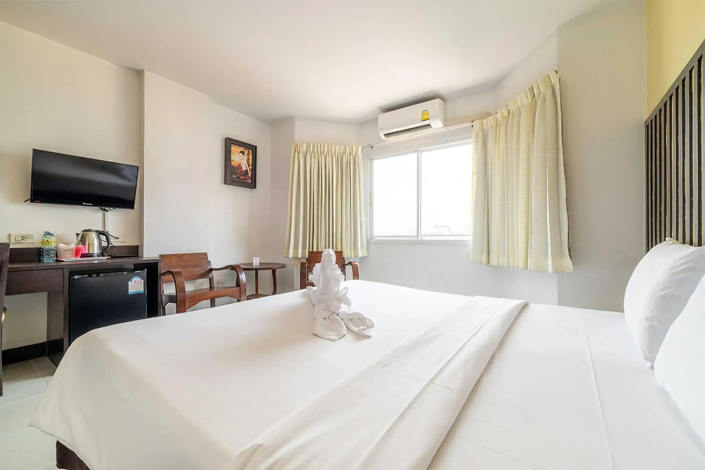 Bed in Dancenter Luxury Underwater World Pattaya Bed in Dancenter Luxury Underwater World Pattaya