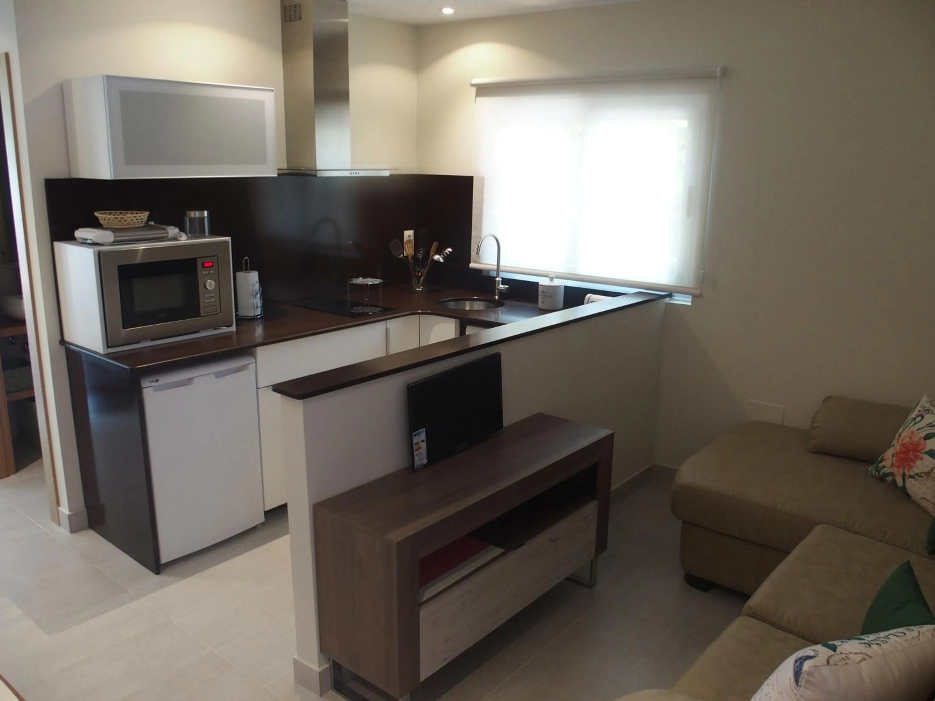 Kitchen or kitchenette in Apartamentos Borizu Playa