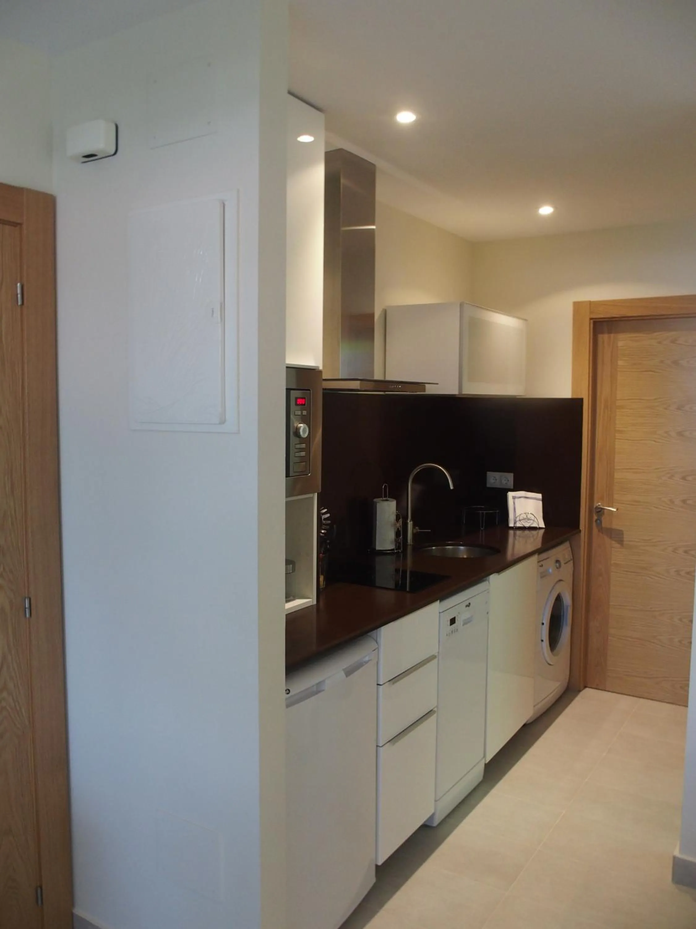 Kitchen or kitchenette in Apartamentos Borizu Playa