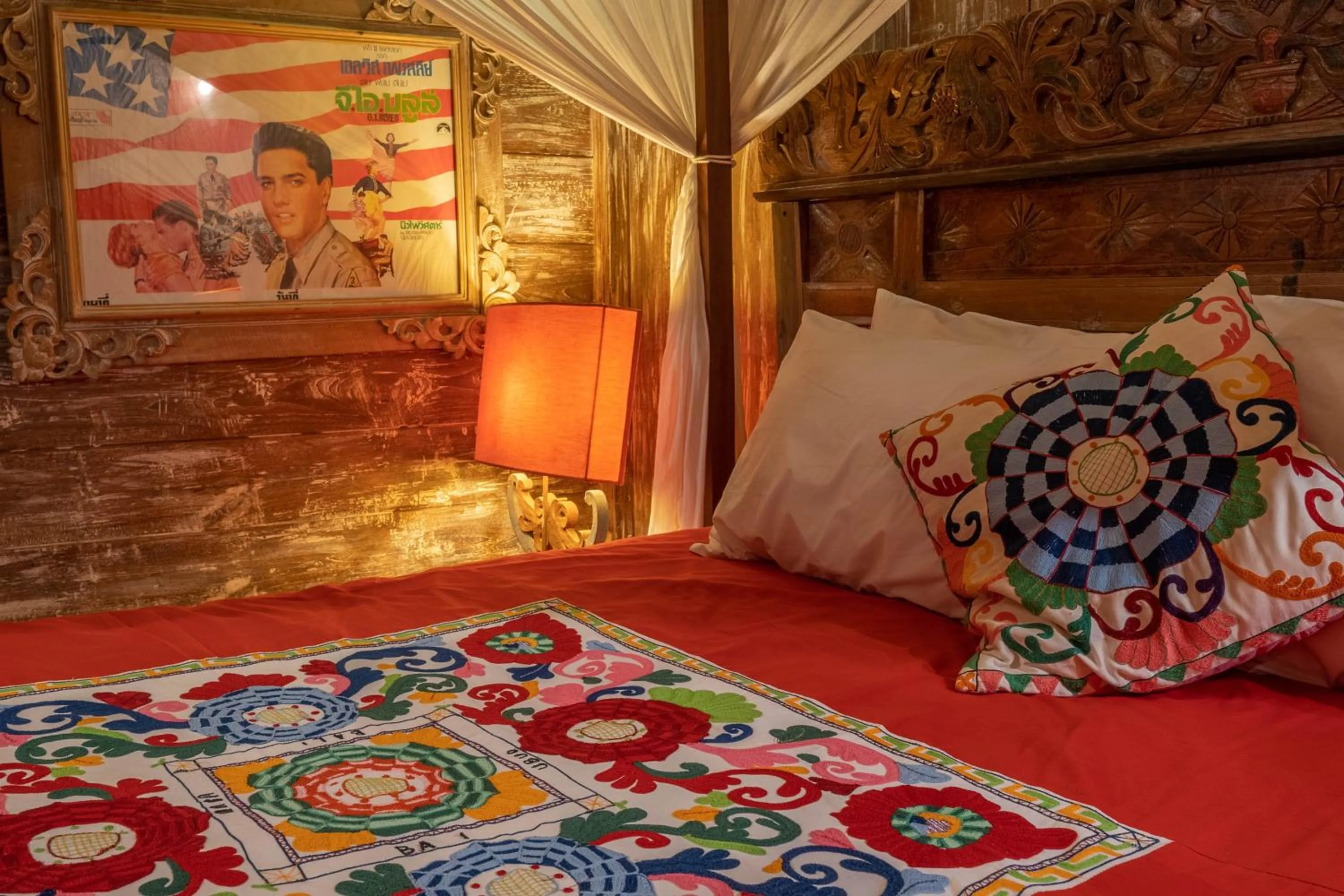 Bed in Kai's Beachfront Villa