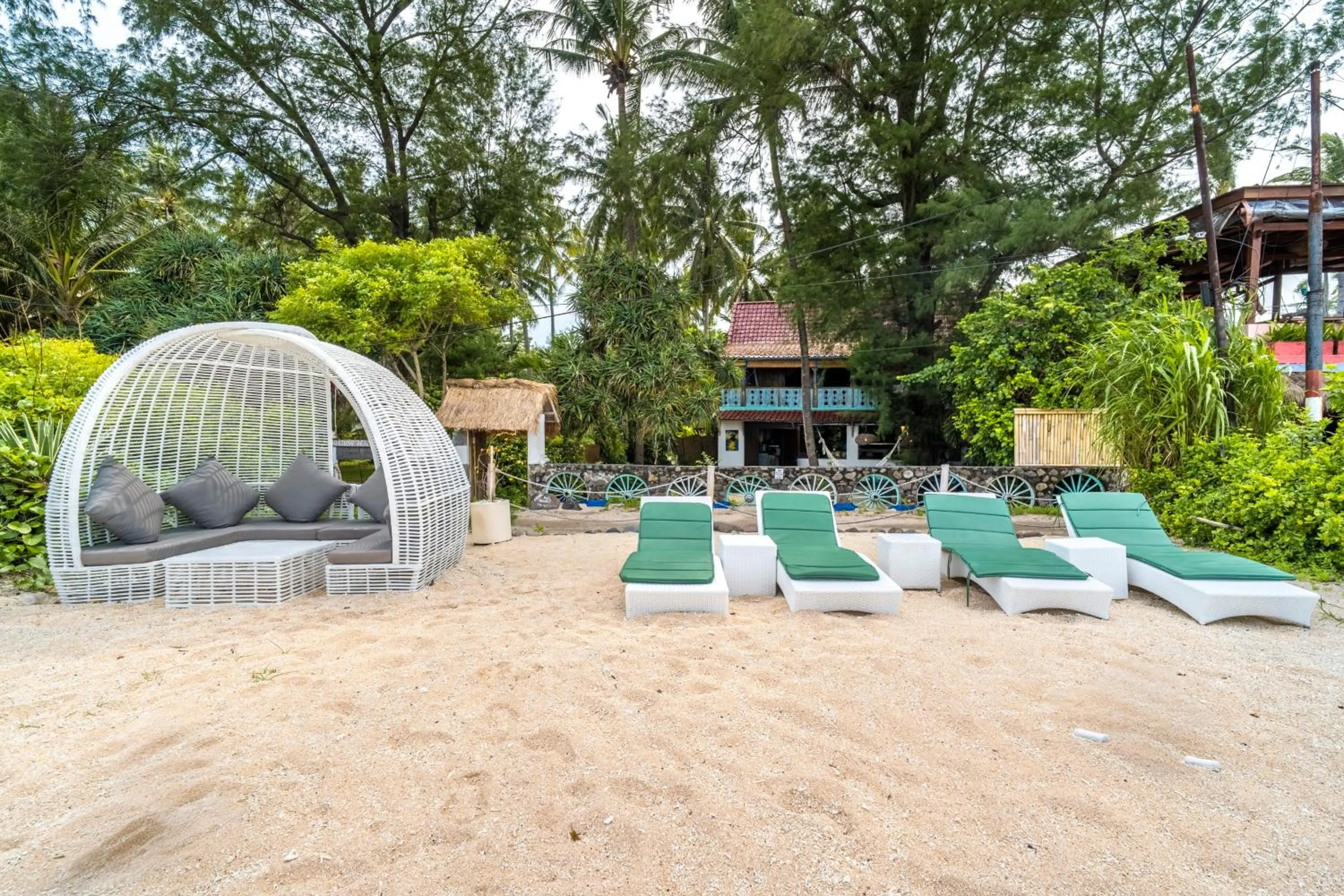 Kai's Beachfront Villa