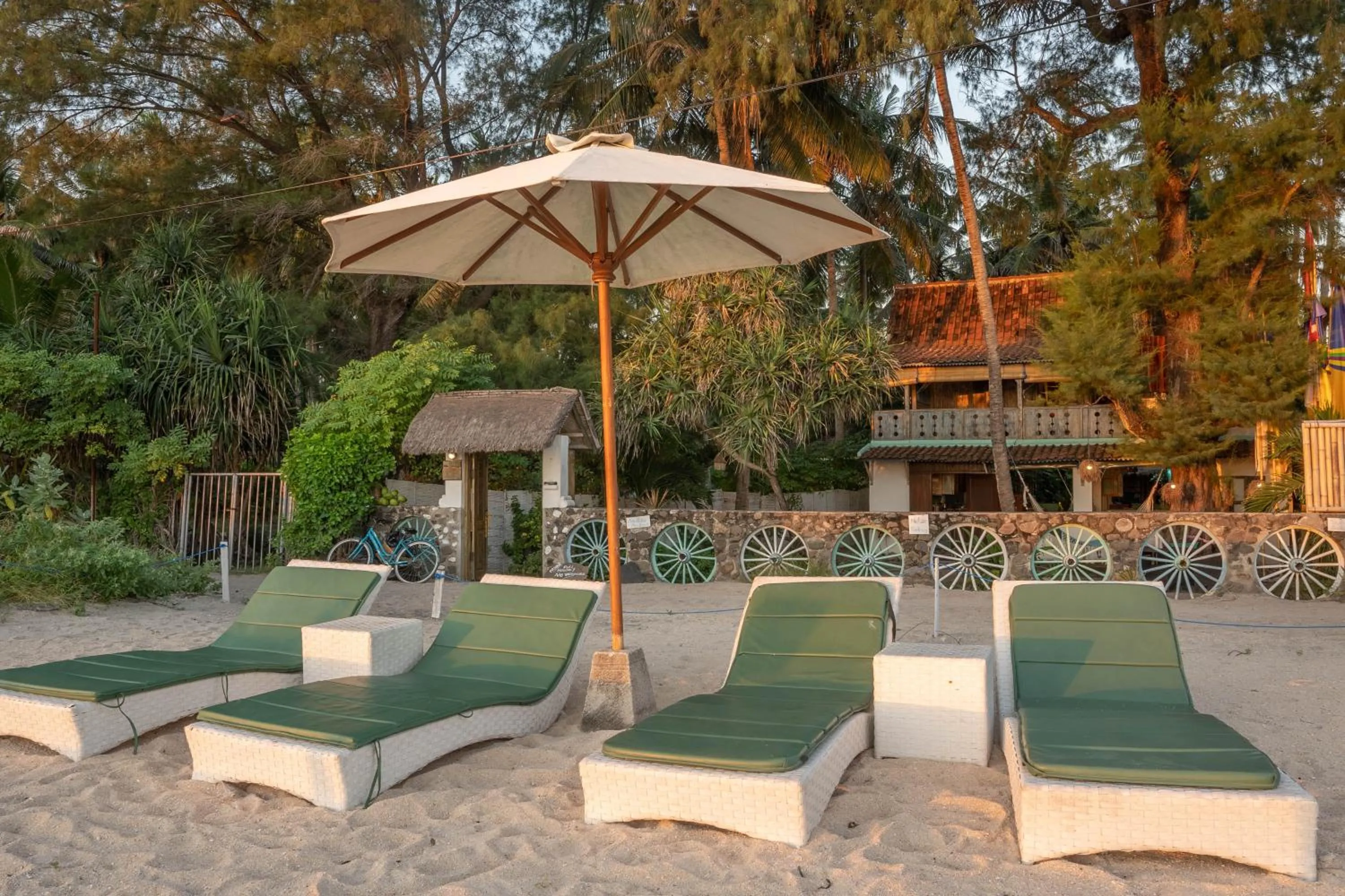 Kai's Beachfront Villa