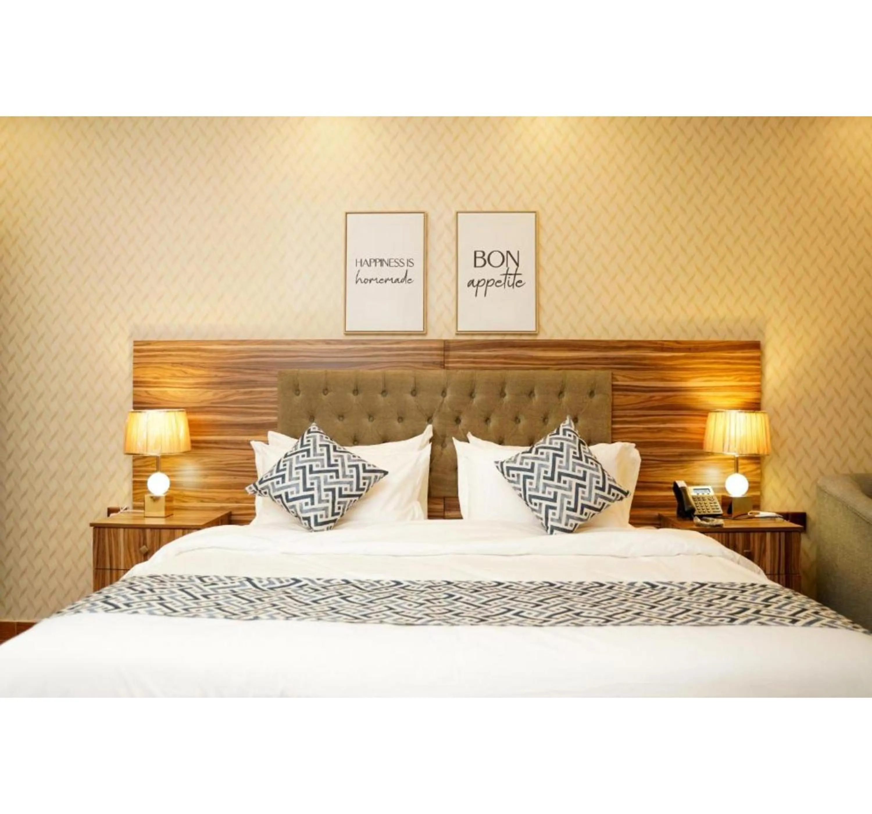 Bedroom, Bed in Palette Luxury Credi Hotel