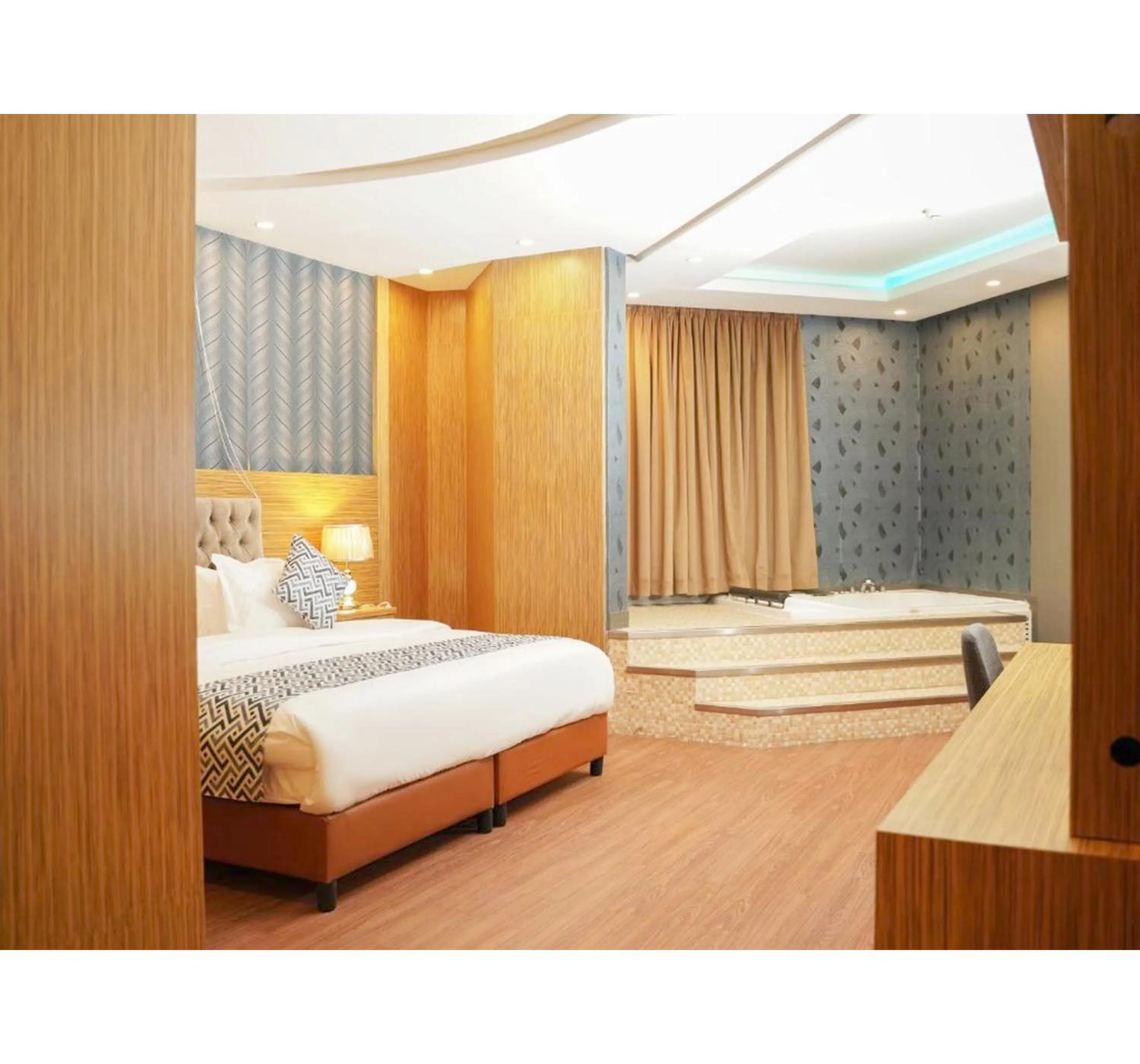 Bedroom, Bed in Palette Luxury Credi Hotel