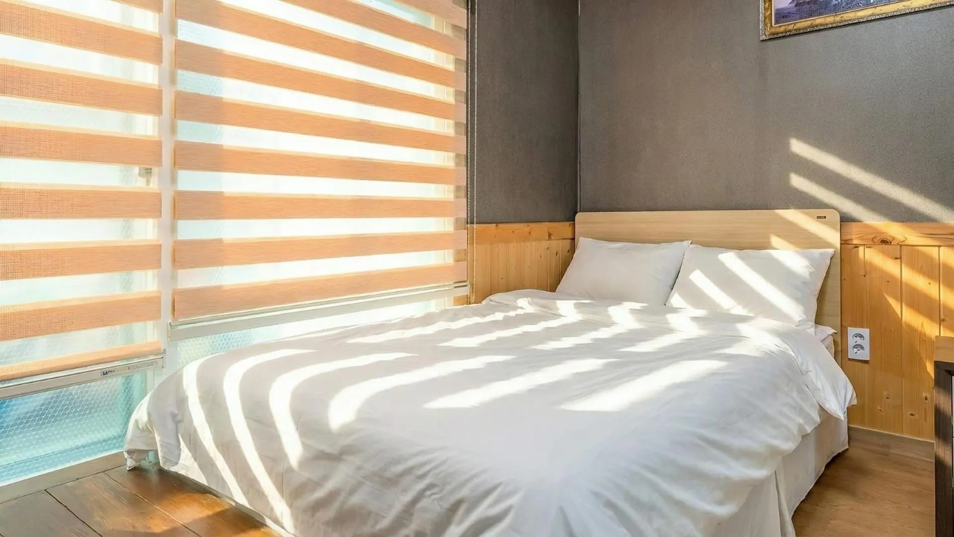 Property building, Bed in Samcheok Sol Beach Pension