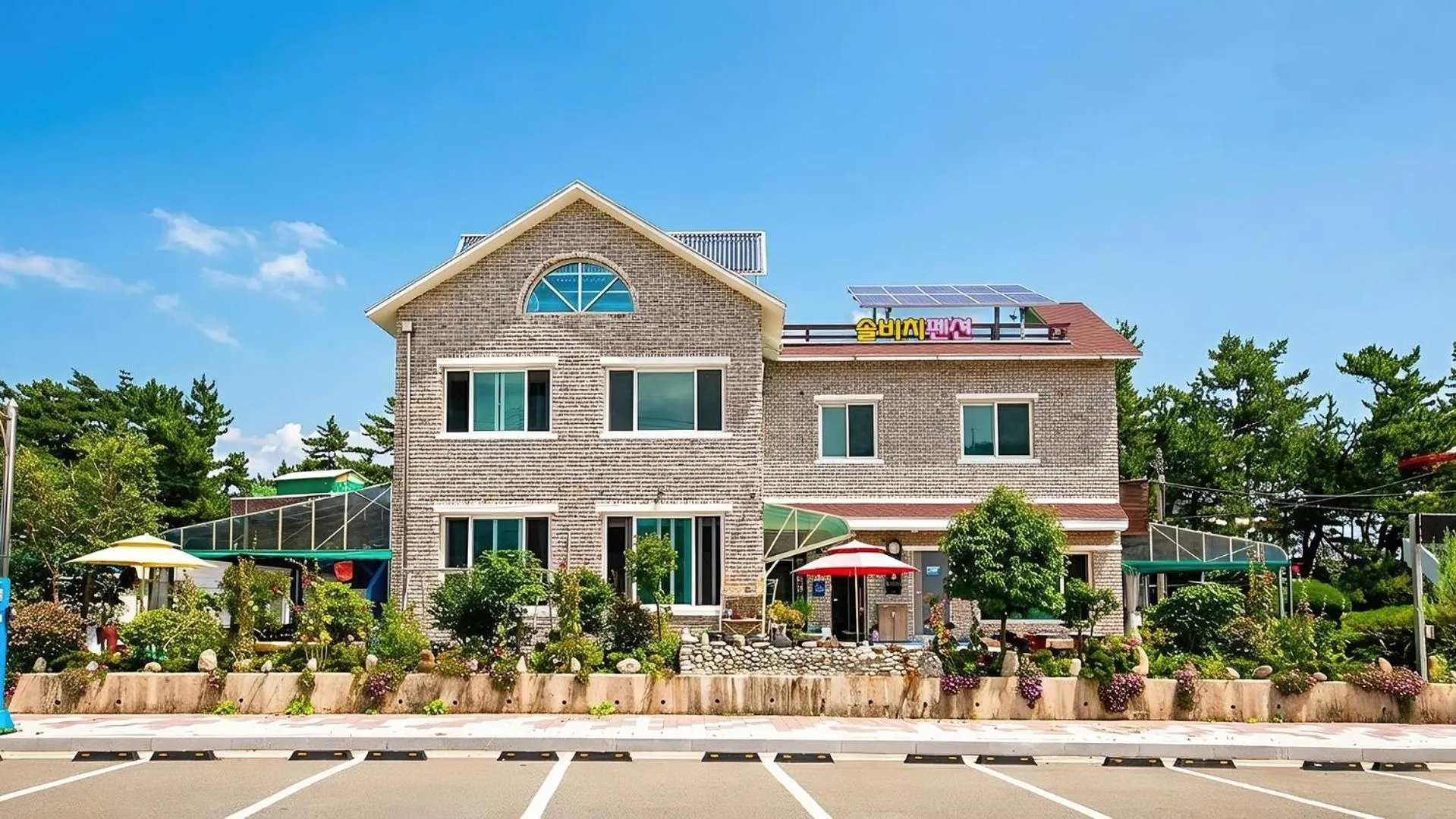 Property building in Samcheok Sol Beach Pension