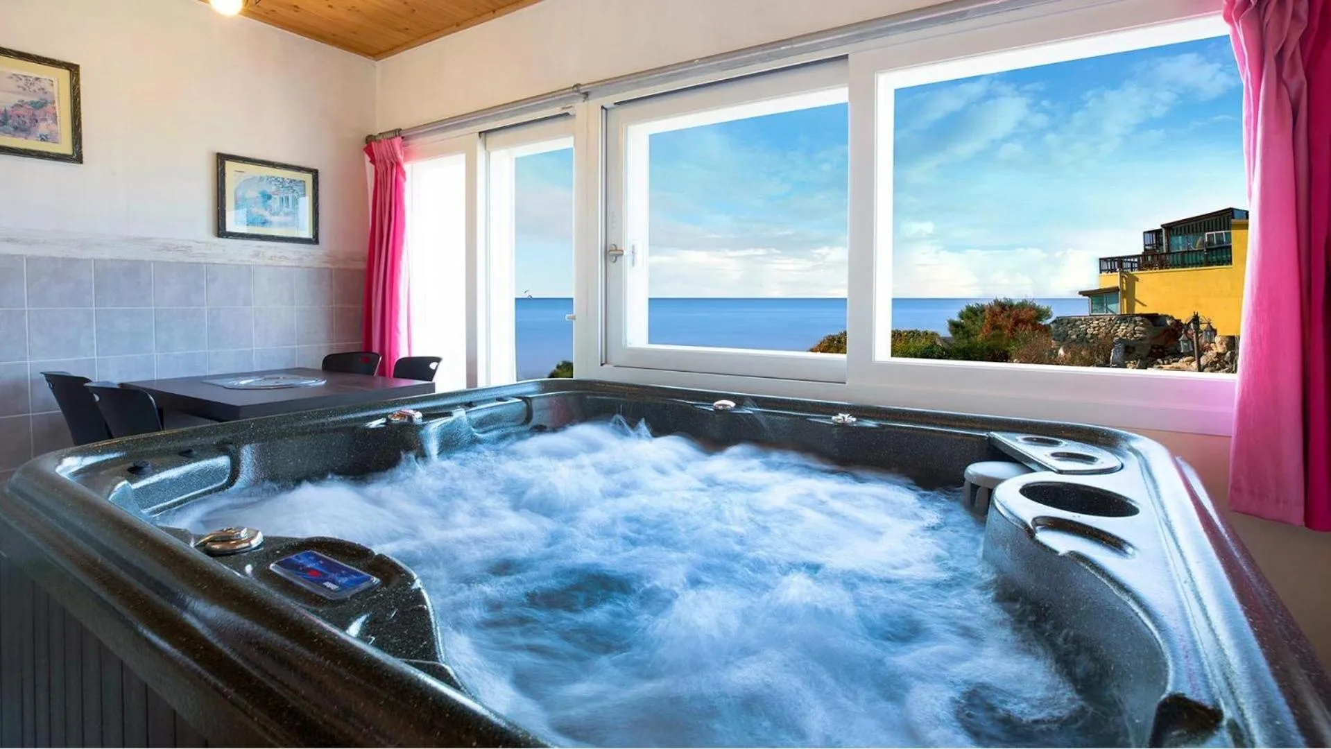 Property building in Ganghwa Ana Island Pension