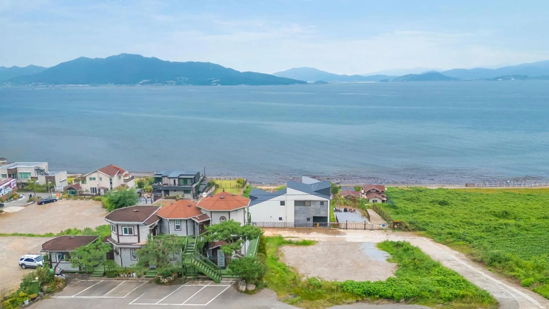 Property building in Ganghwa Bettel Pension