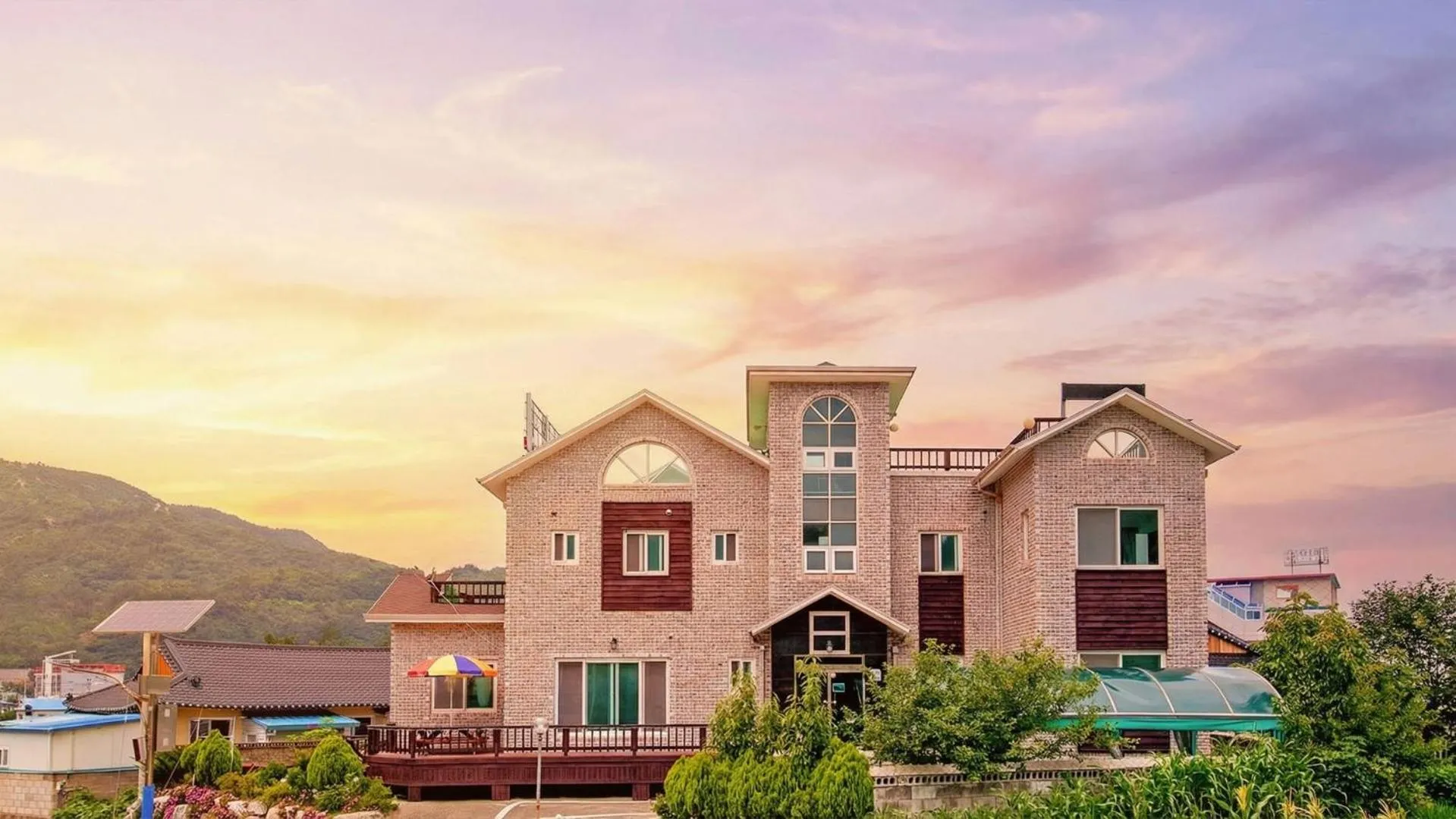 Property building in Samcheok Donghae Pension