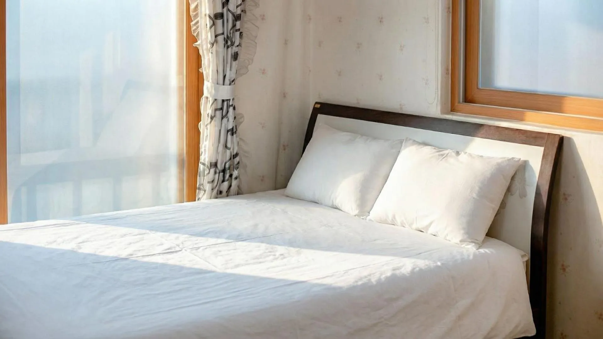 Property building, Bed in Samcheok Donghae Pension