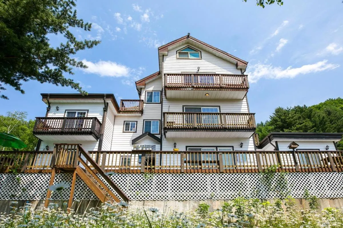 Property building in Pyeongchang Secret Garden Pension