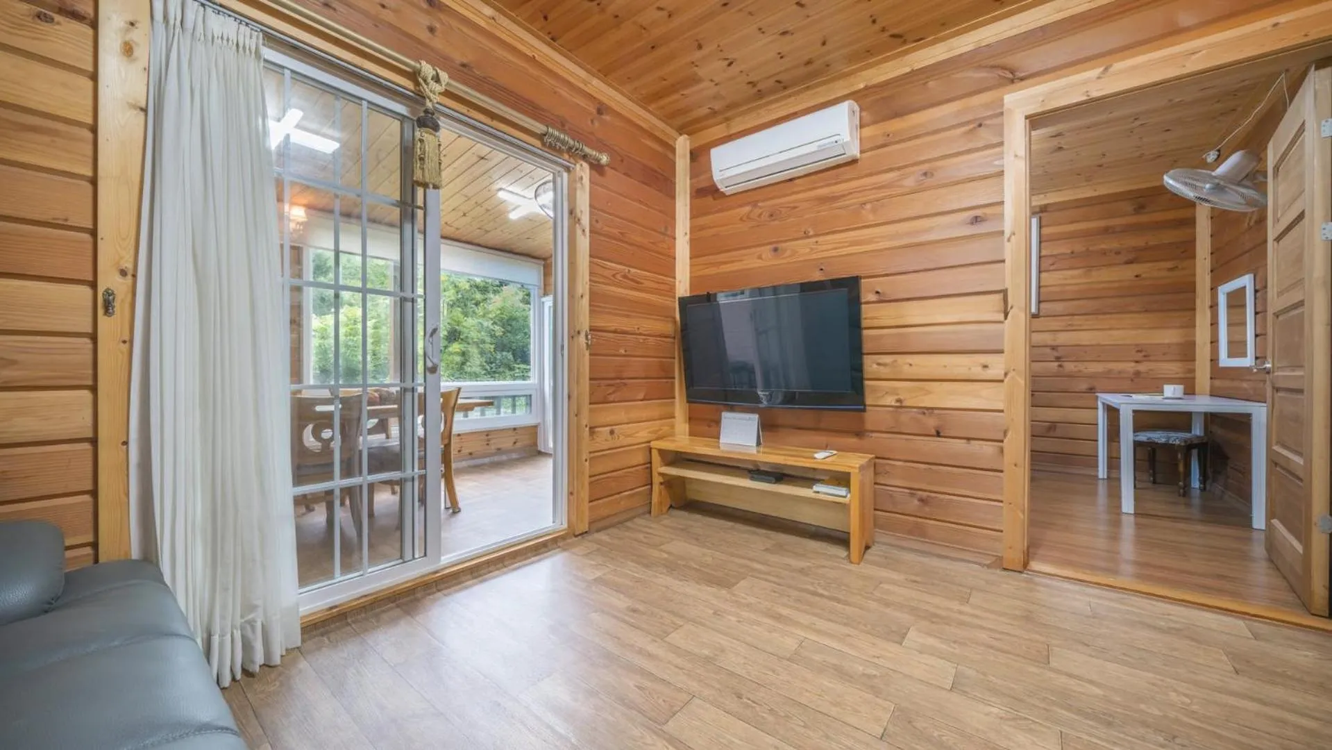 Property building in Hwacheon Parprika Yellow Pension