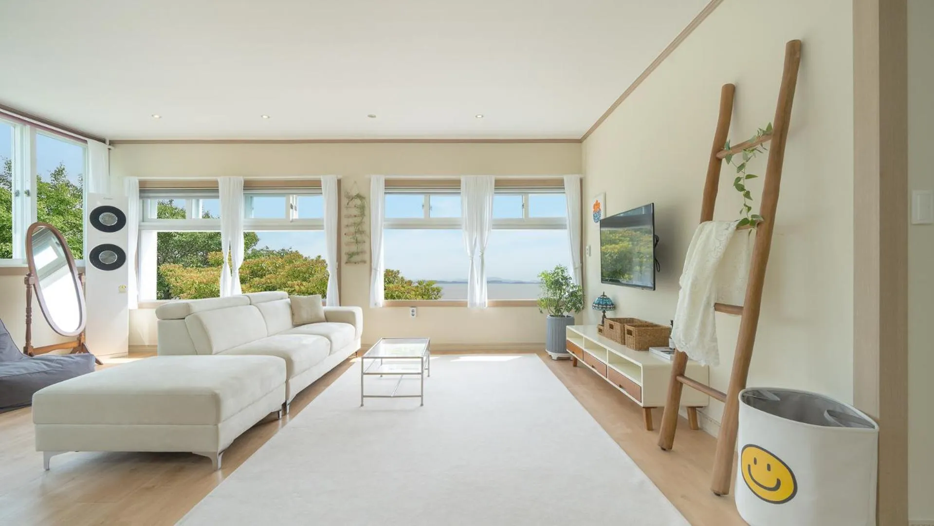 Property building in yeosu canada meo village pet pension