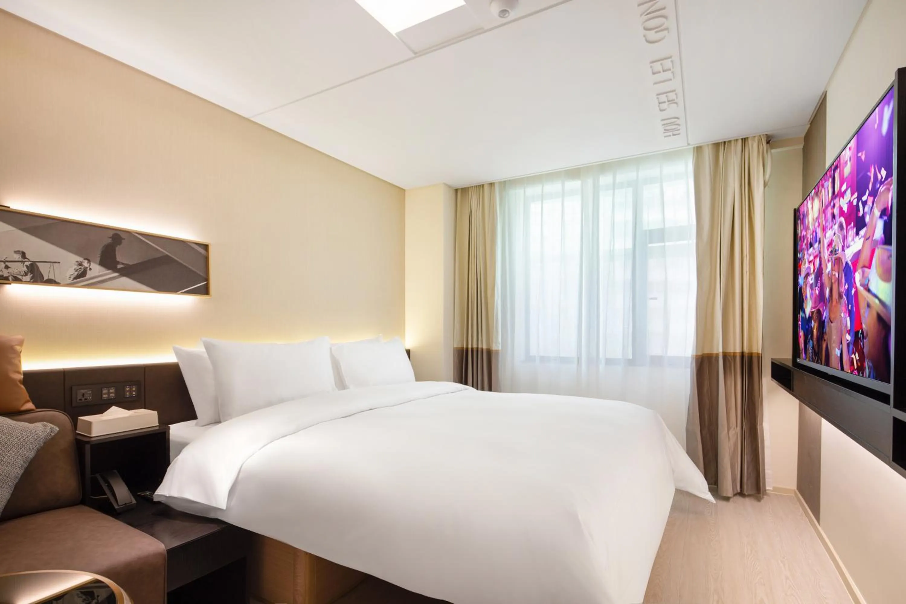 Photo of the whole room, Bed in CITIGO HOUSE Tianhe Guangzhou