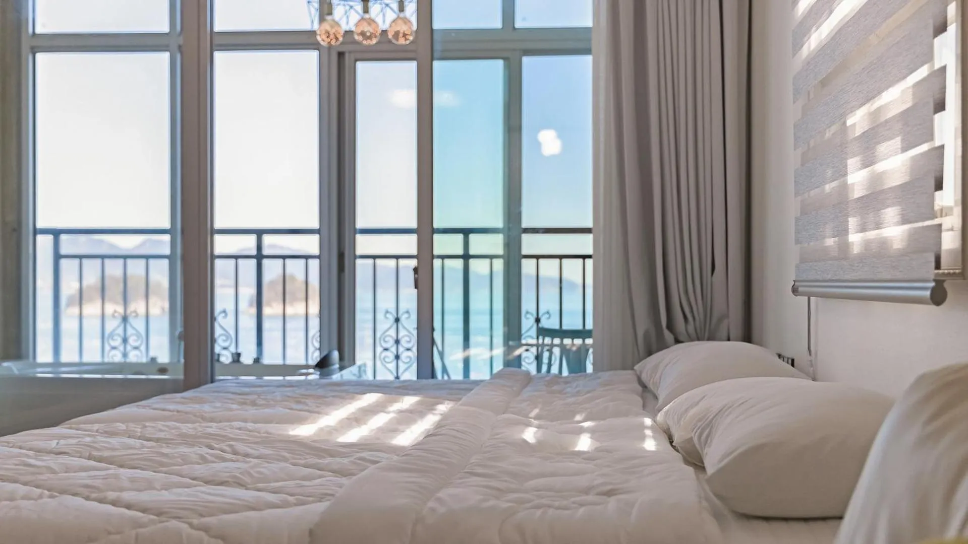 Property building, Bed in Yeosu Nukim Pension