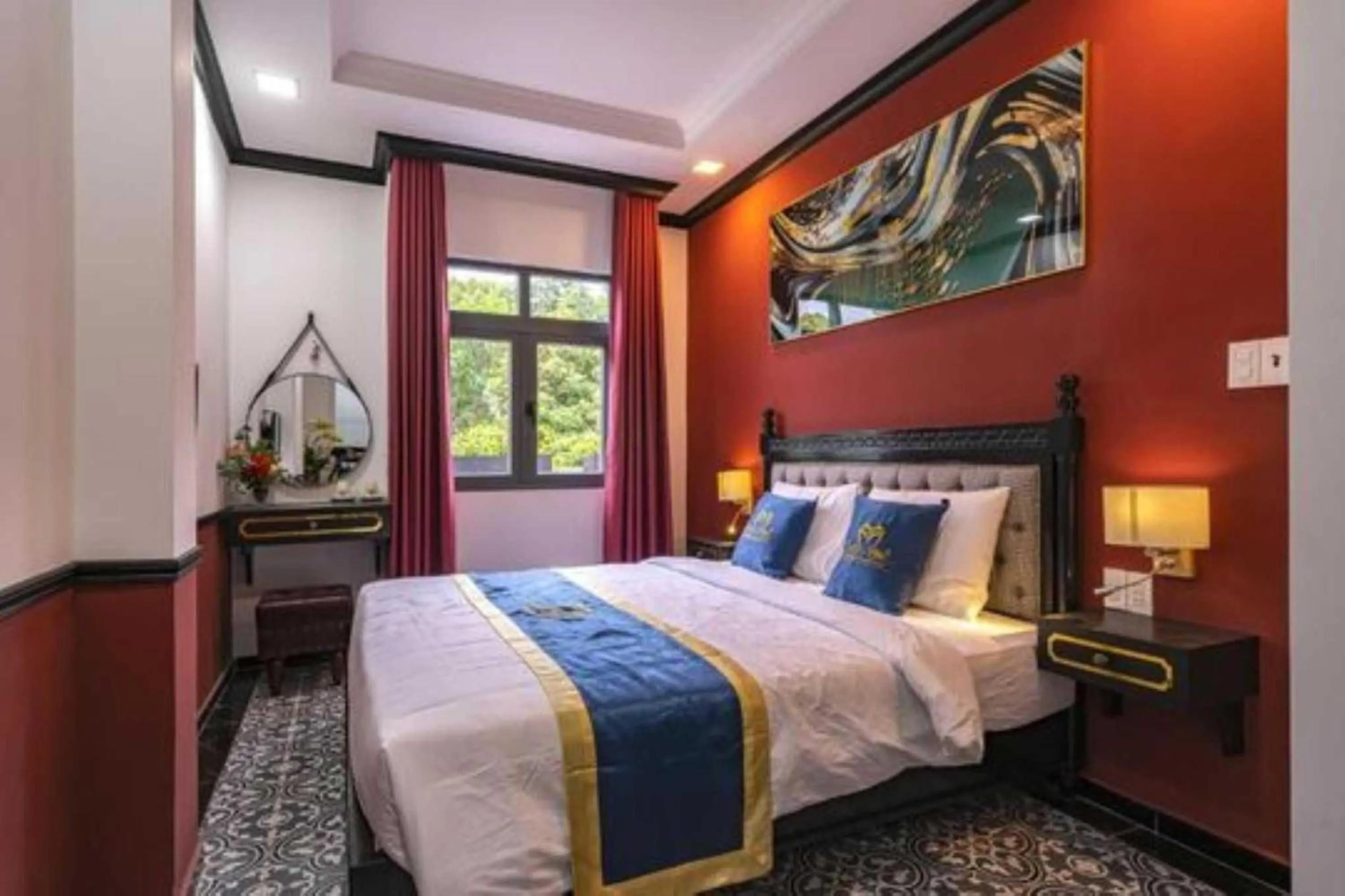 Bedroom, Bed in Dancentre Airport Stays - Vyvy Hotel