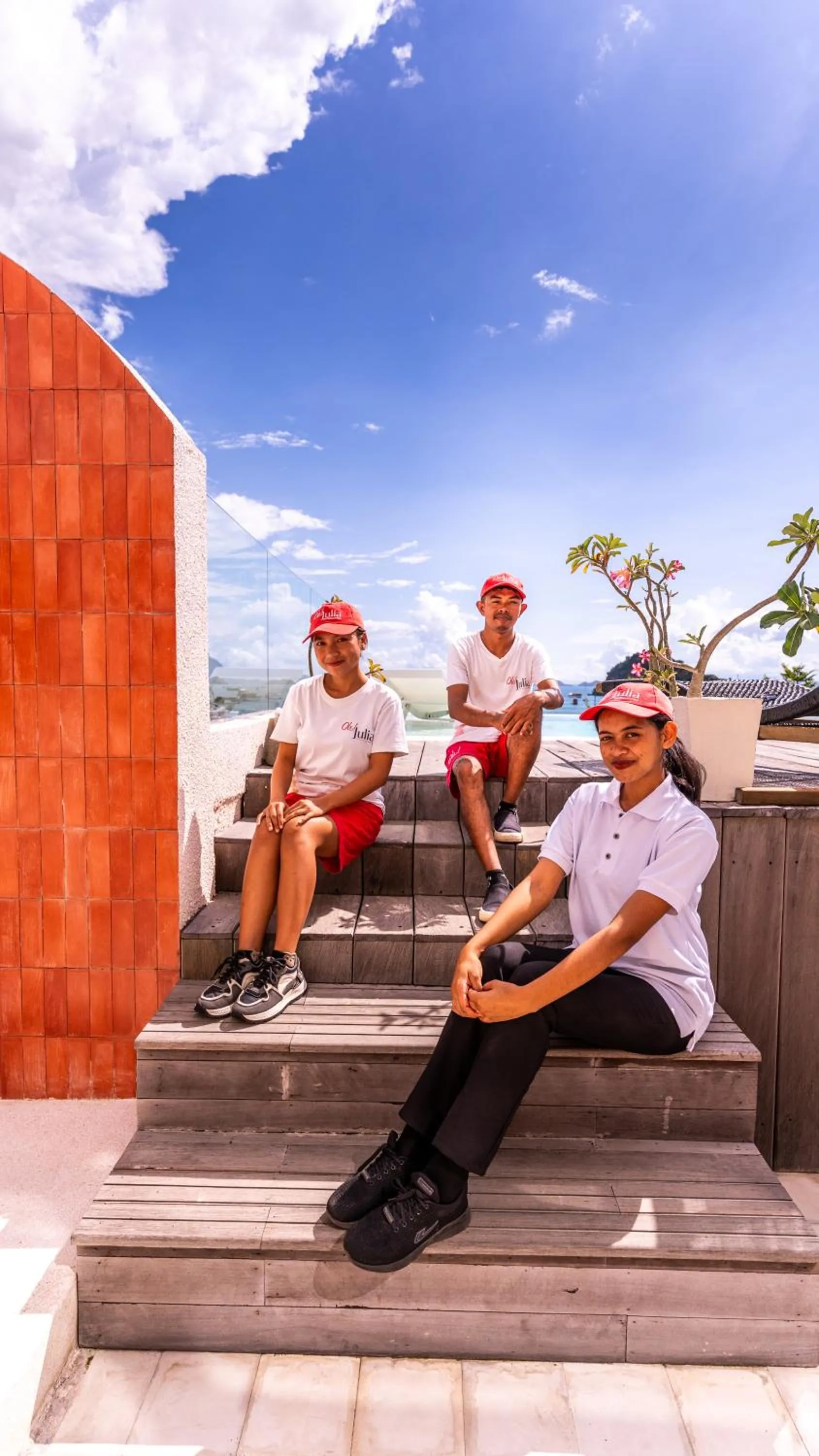 Restaurant/places to eat in Oh!Julia Hotel Komodo