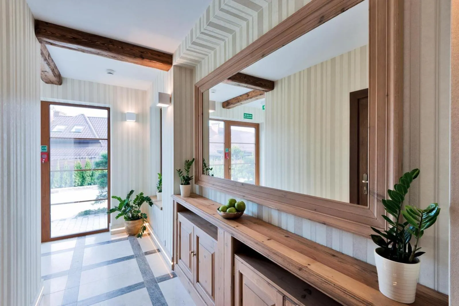 Property building in Mevo Apartament - Apartamenty 4 -6 osobowe