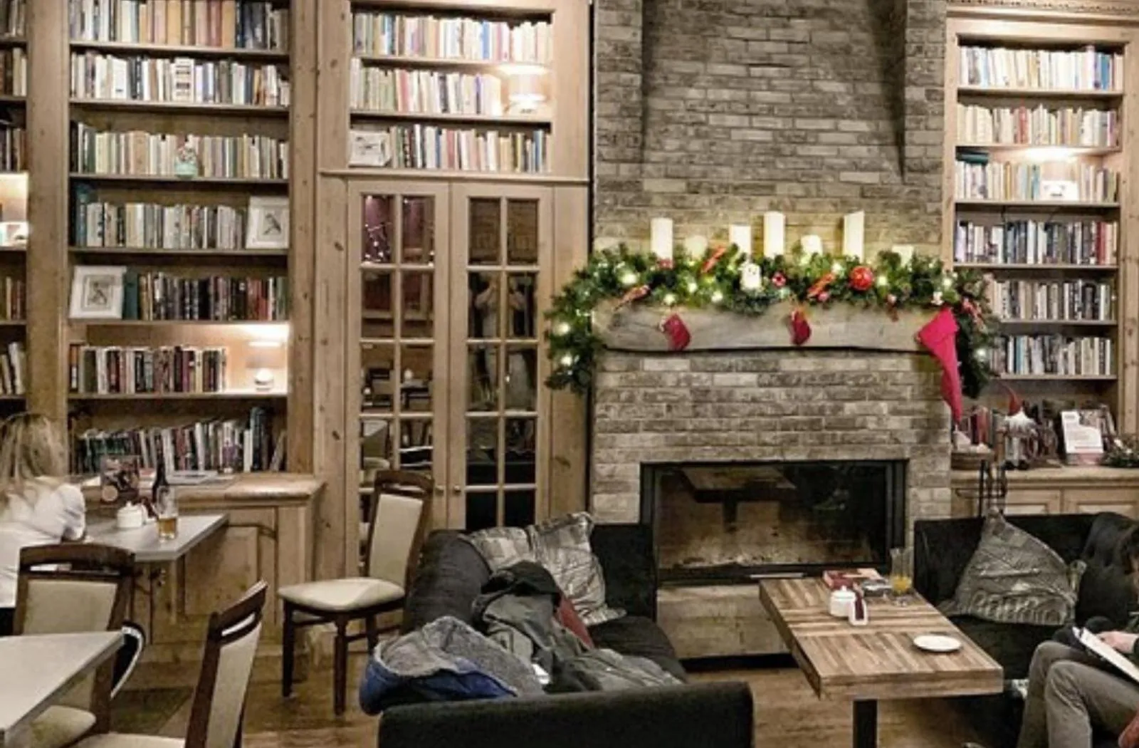 Restaurant/places to eat in Mevo Apartament - Apartamenty 4 -6 osobowe