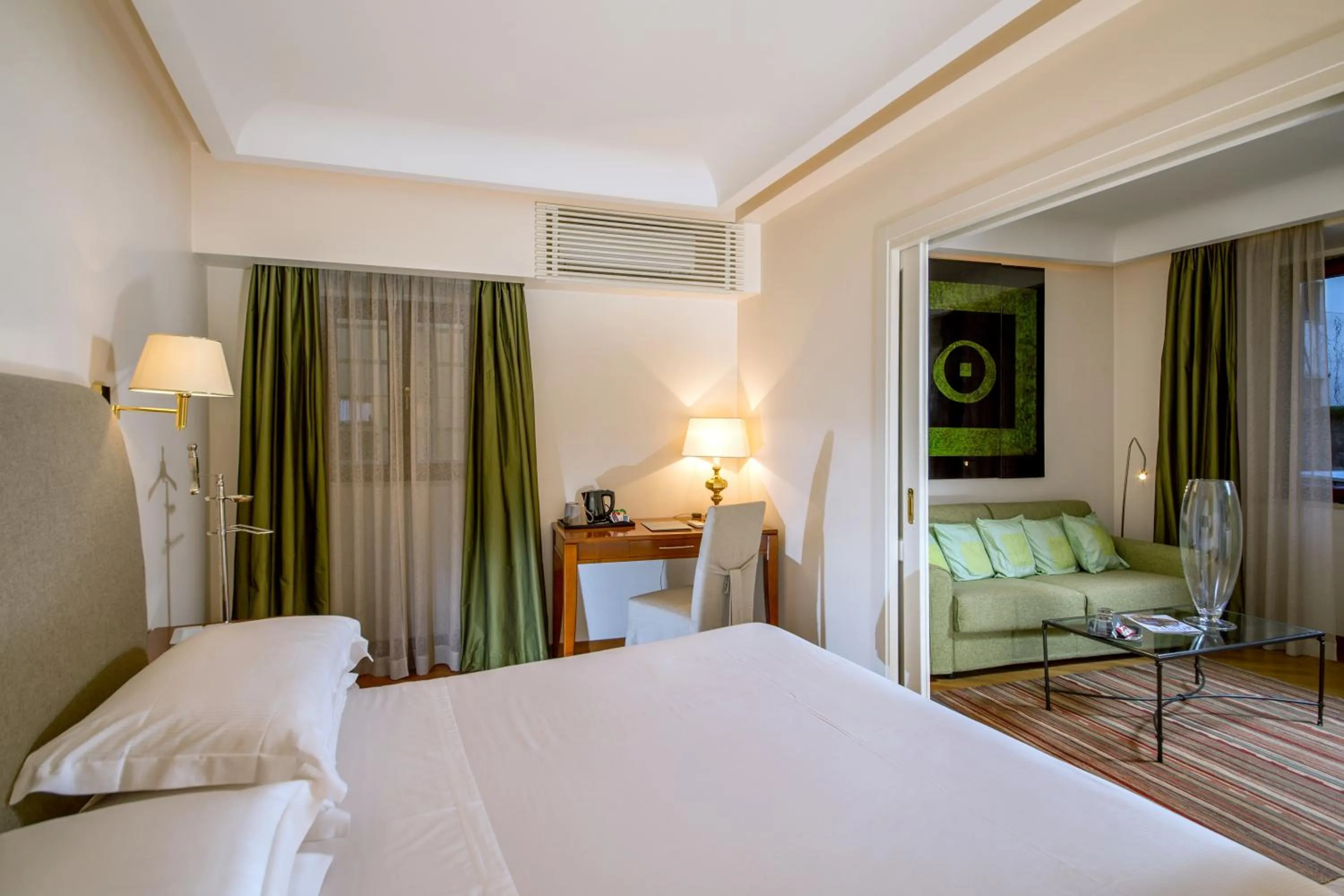 View (from property/room), Bed in HOTEL ADRIANO Rooftop