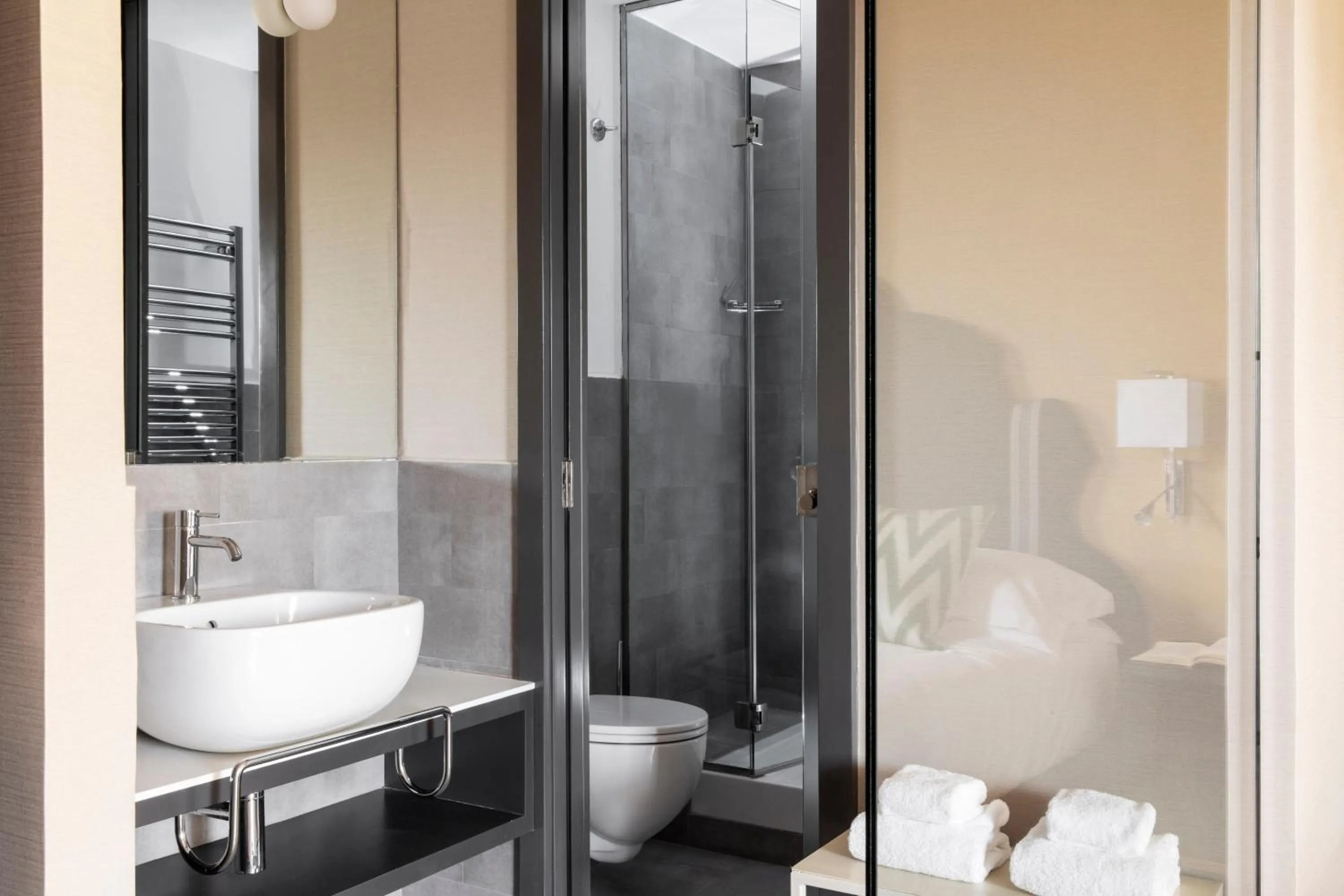 Shower in HOTEL ADRIANO Rooftop