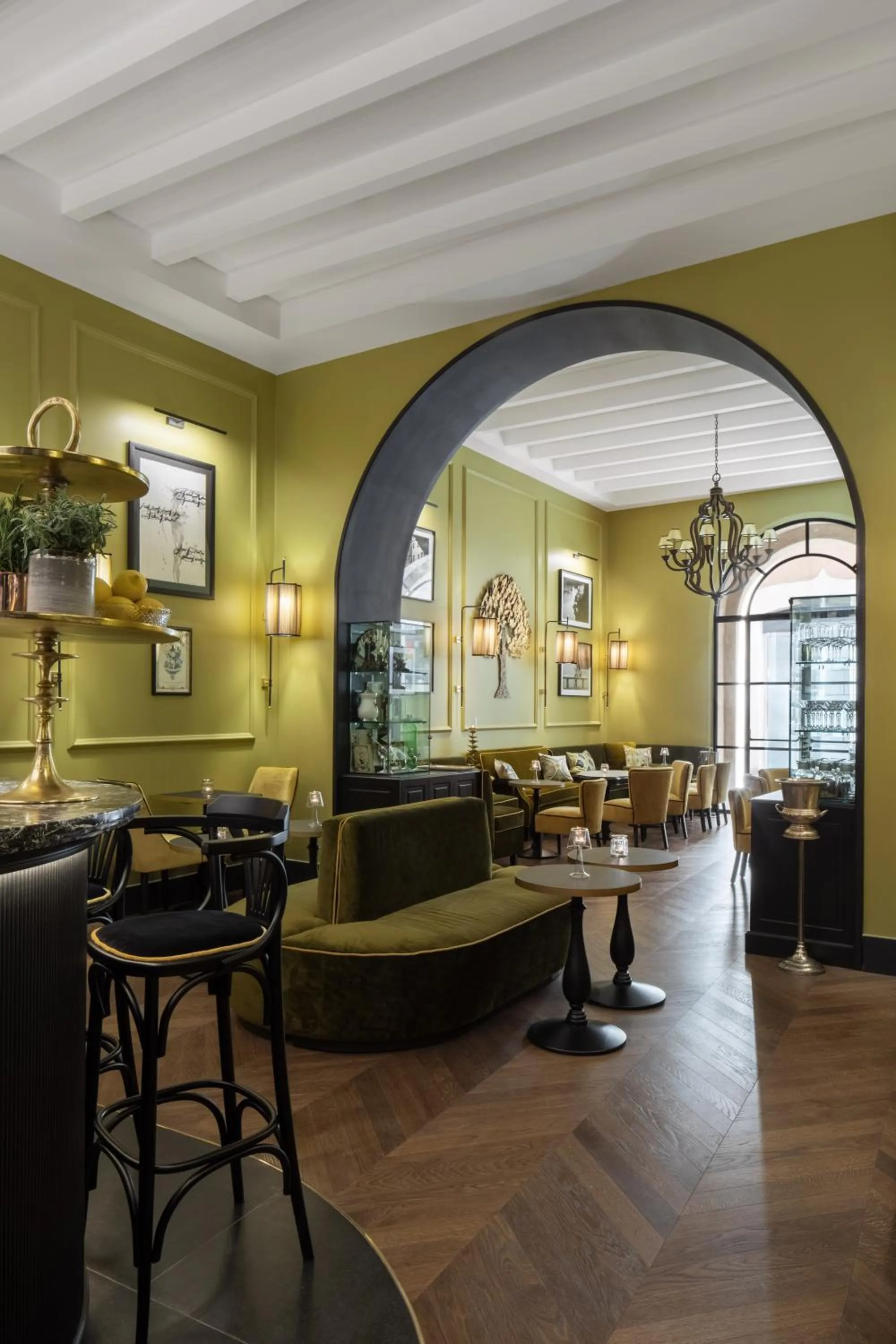 Lounge or bar in HOTEL ADRIANO Rooftop