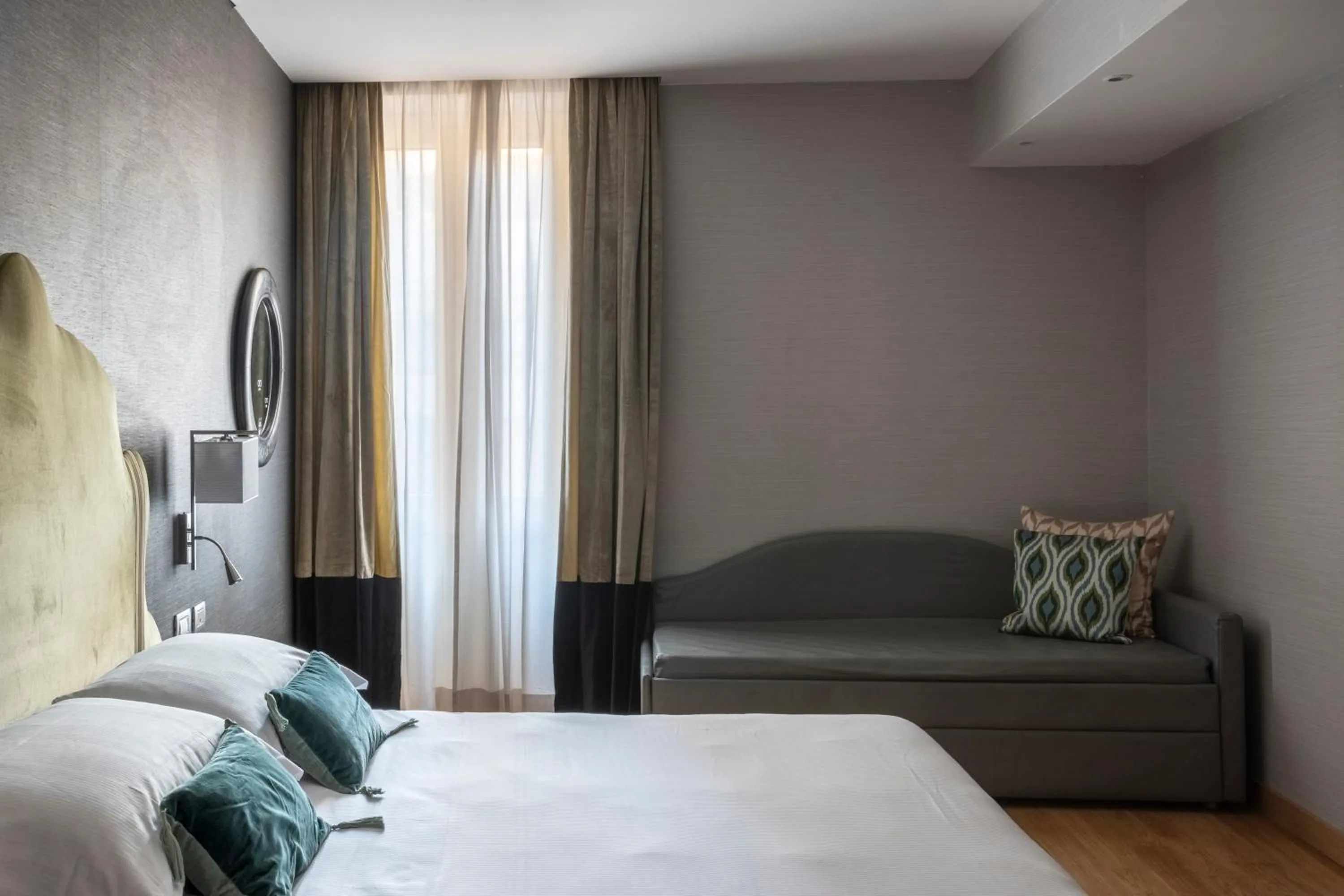 Bed in HOTEL ADRIANO Rooftop