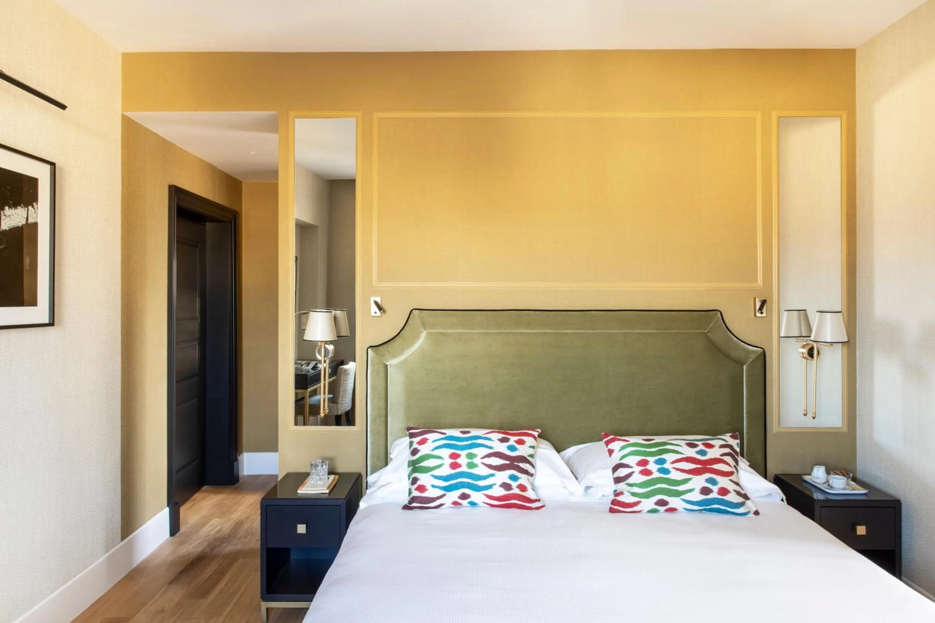 Bed in HOTEL ADRIANO Rooftop