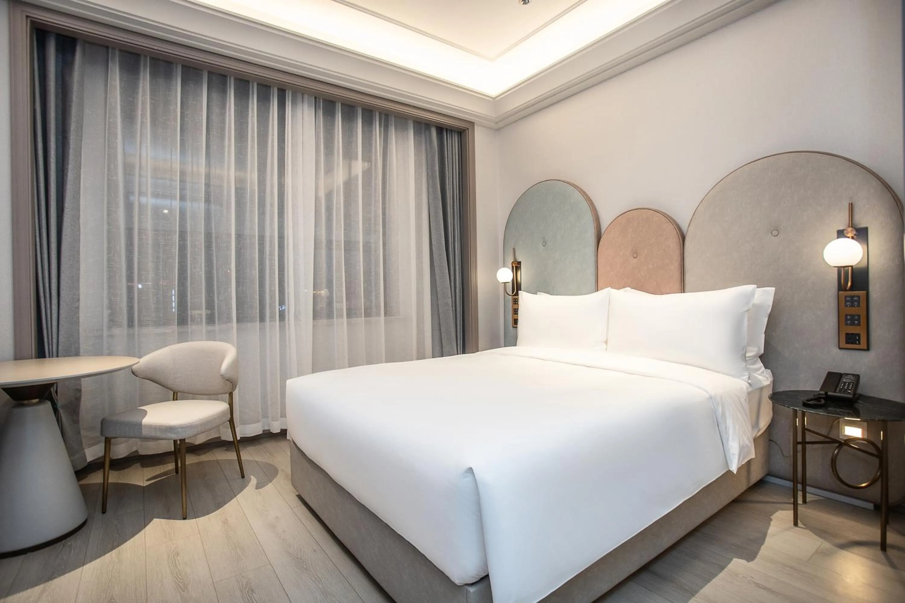 On site, Bed in Mercure Changchun Ziyou Road Dahua