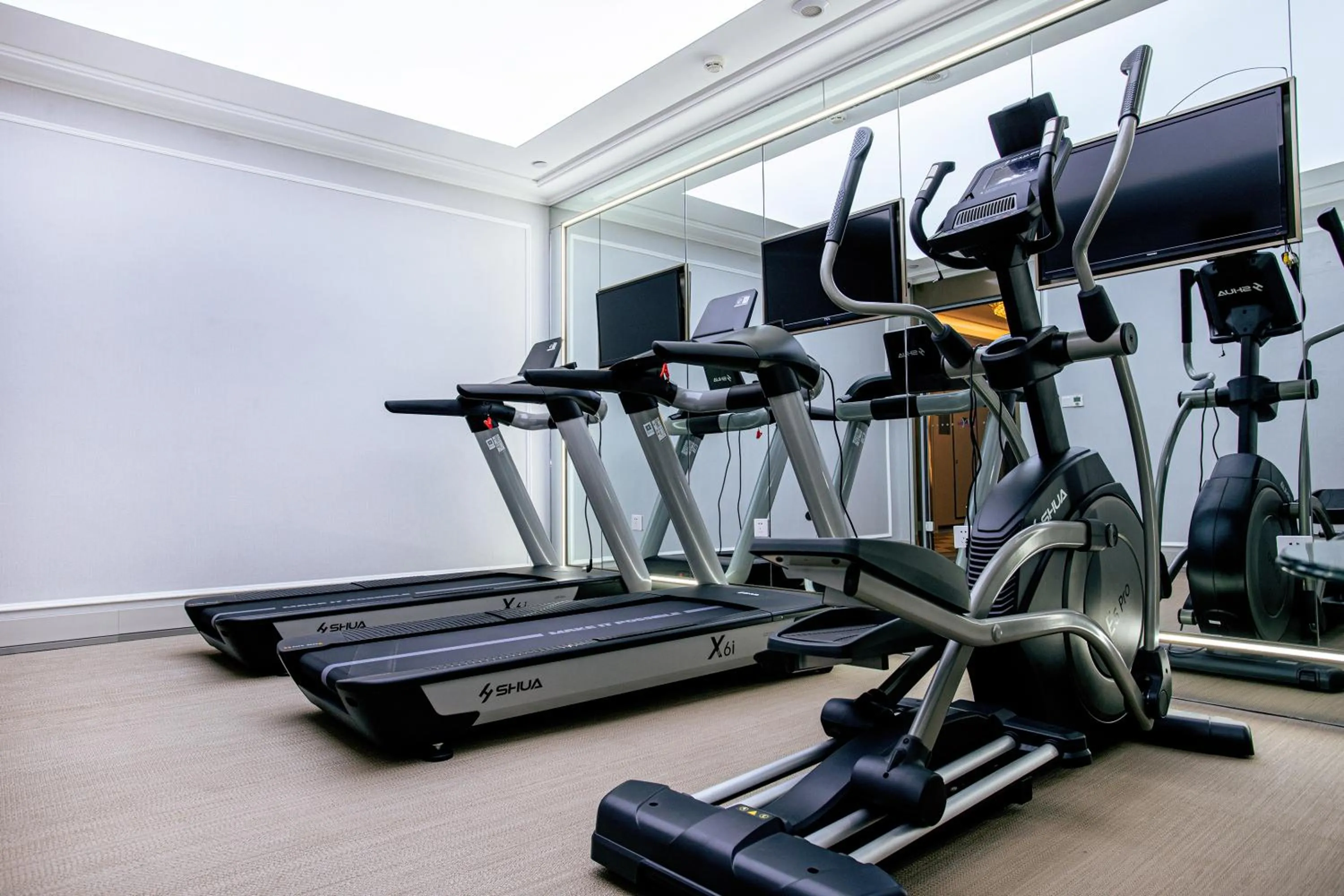 Fitness centre/facilities in Mercure Changchun Ziyou Road Dahua